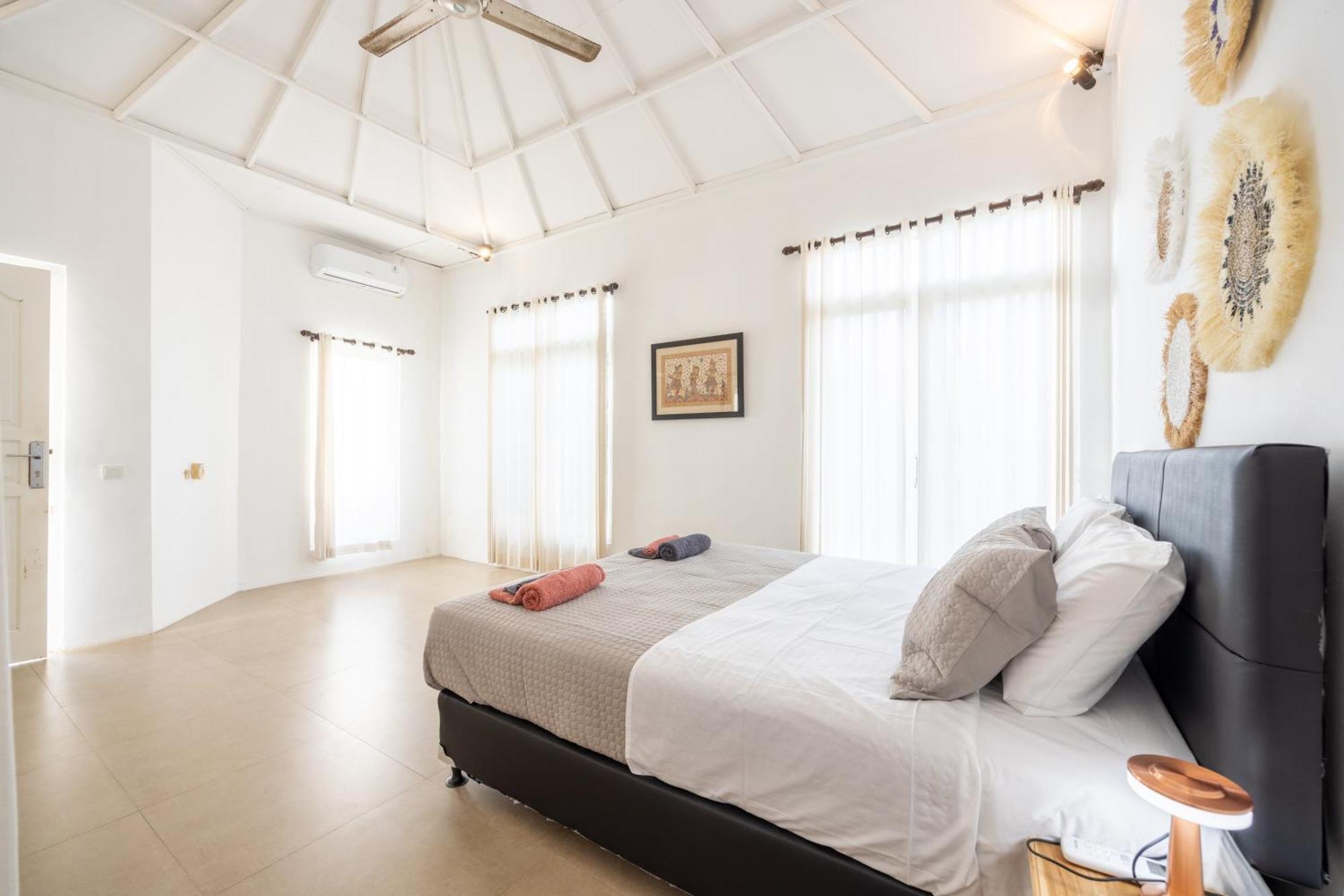 Villa Selamat, Seminyak, Batu Belig, 10 Min From Seminyak (Bali)