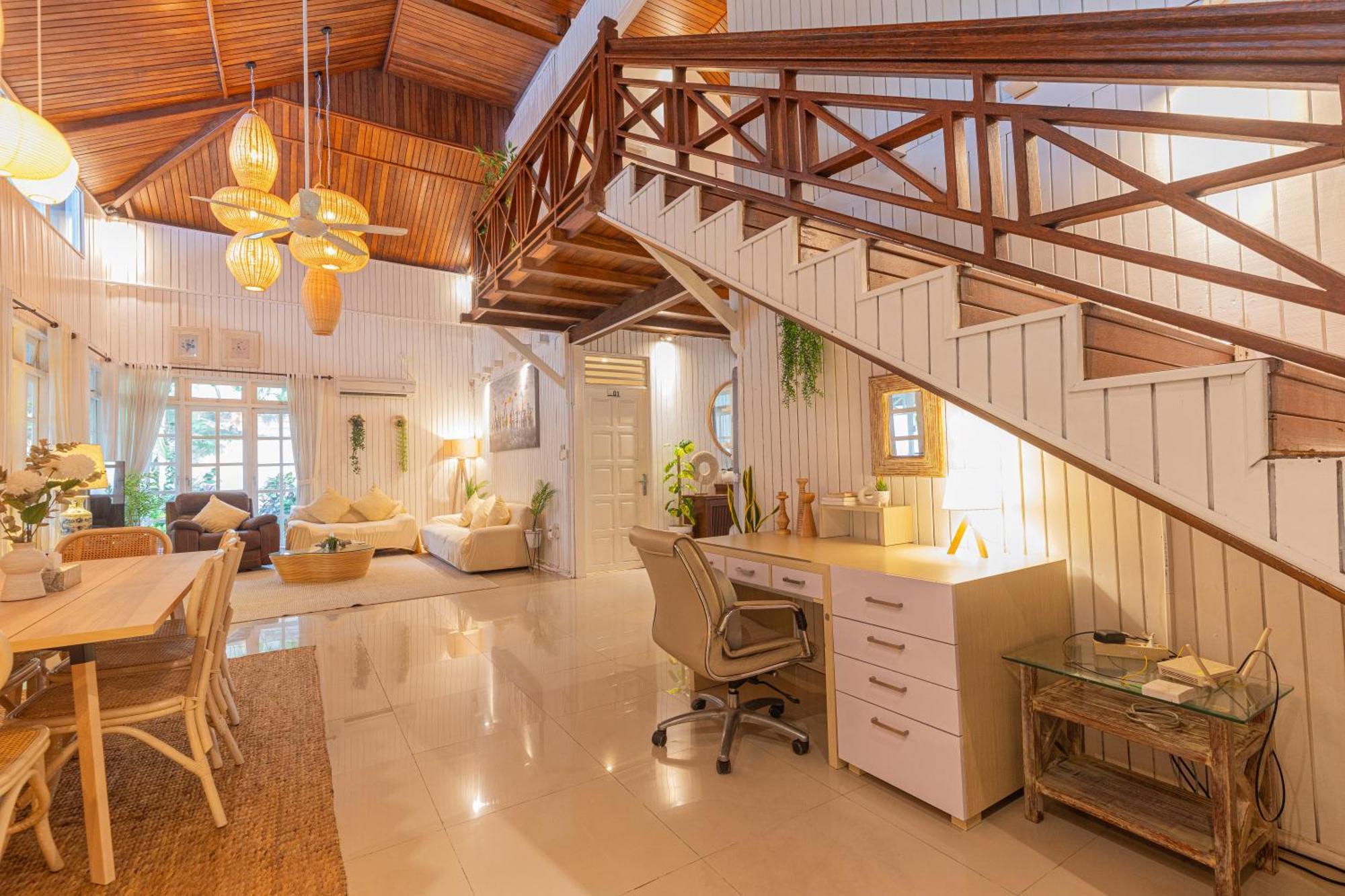 Vila Burung In Kashantee Village Seminyak (Bali)