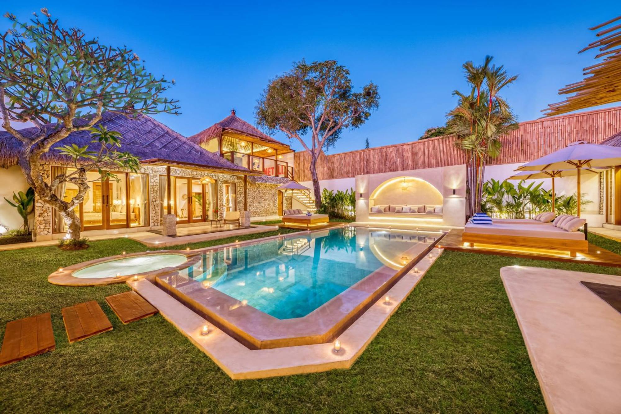 Miami - New Luxury 7bdr Prime Location Villa Seminyak (Bali)