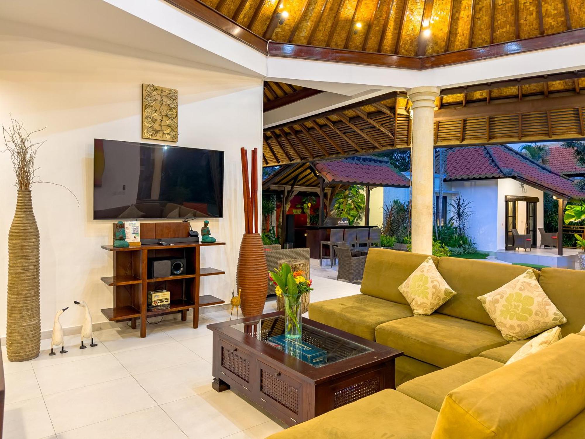 Villa Bugis Abimanyu Seminyak (Bali)