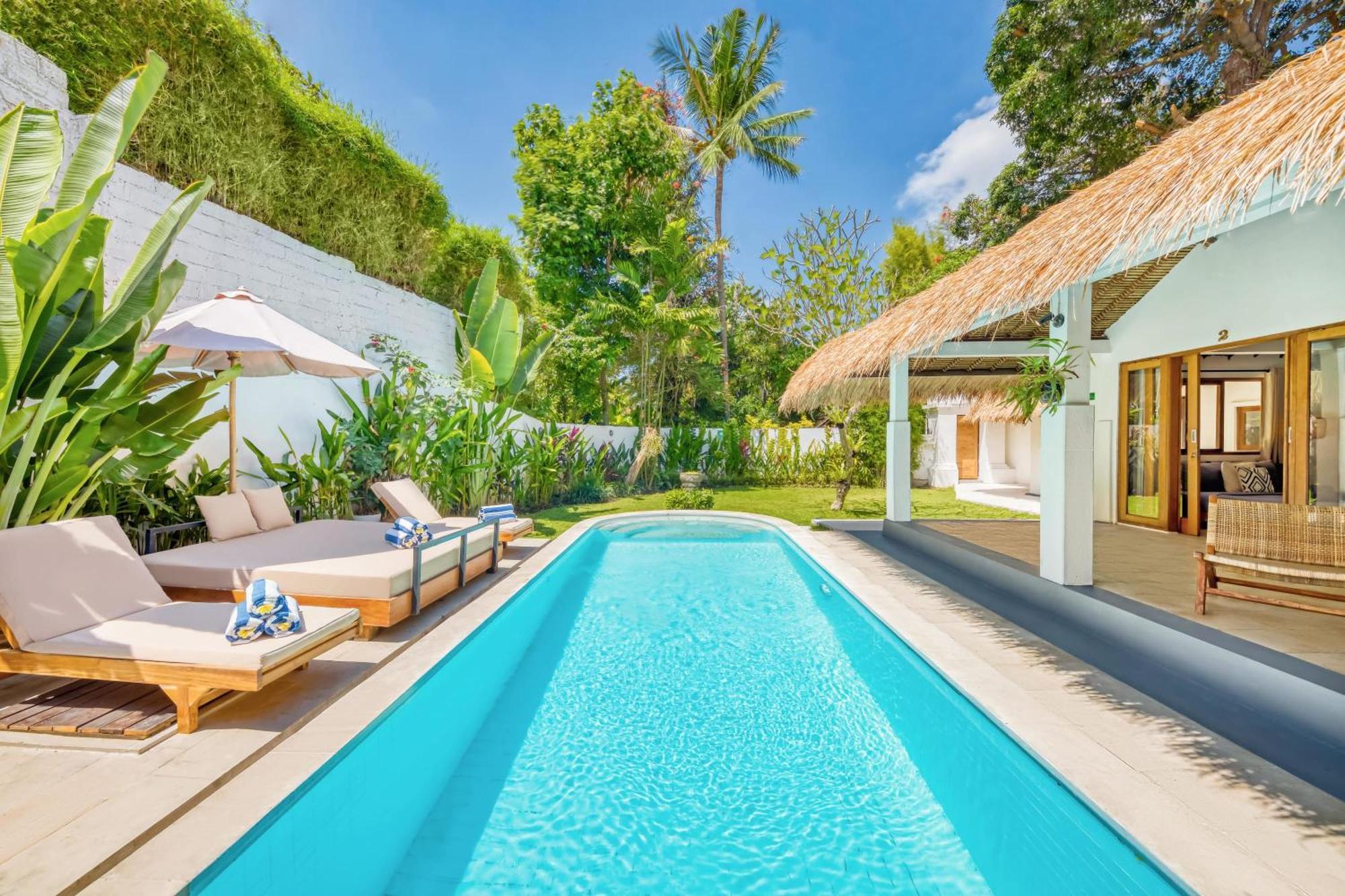 Barcelona - Private 5 Bdr In Seminyak, Location, Large Pool & Garden Vila *