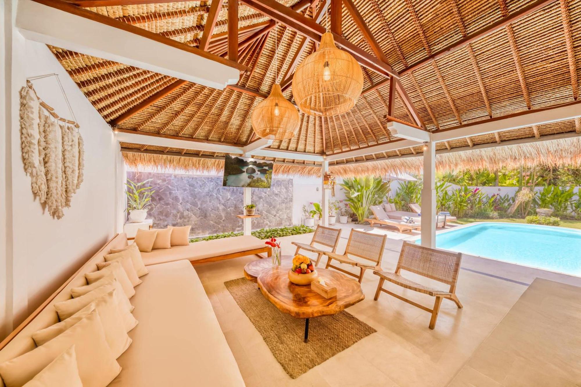 Barcelona - Private 5 Bdr In Seminyak, Location, Large Pool & Garden Vila Seminyak (Bali)