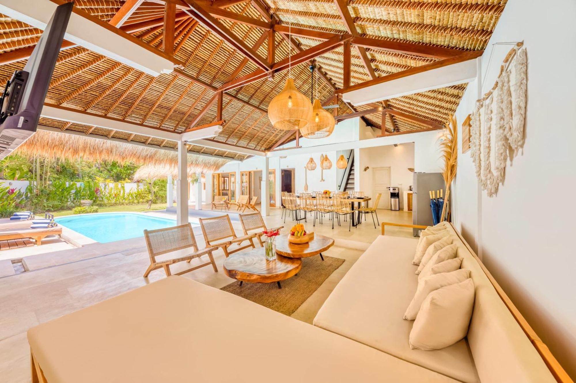 Barcelona - Private 5 Bdr In Seminyak, Location, Large Pool & Garden Vila Seminyak (Bali)