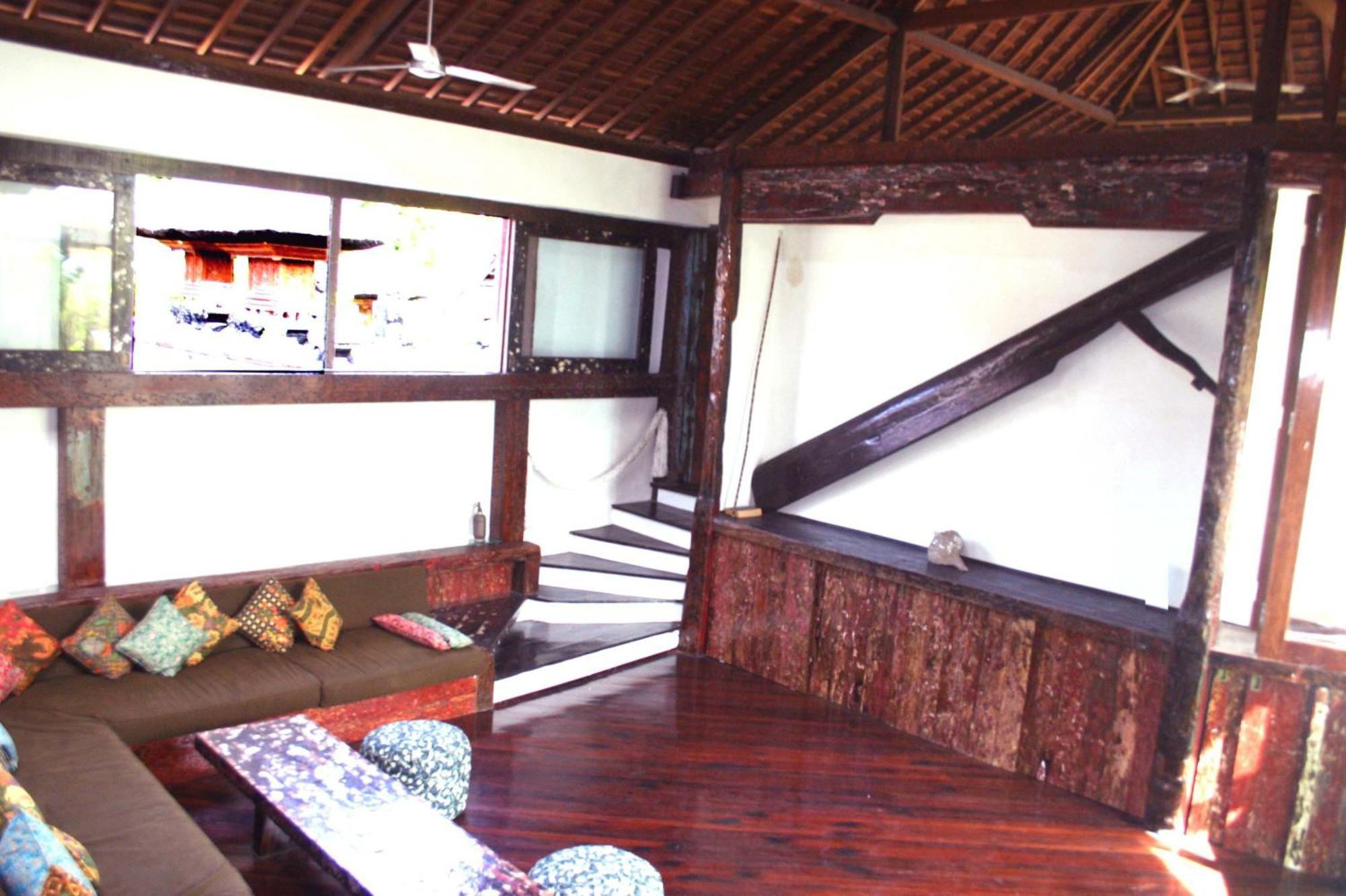 Phinisi -