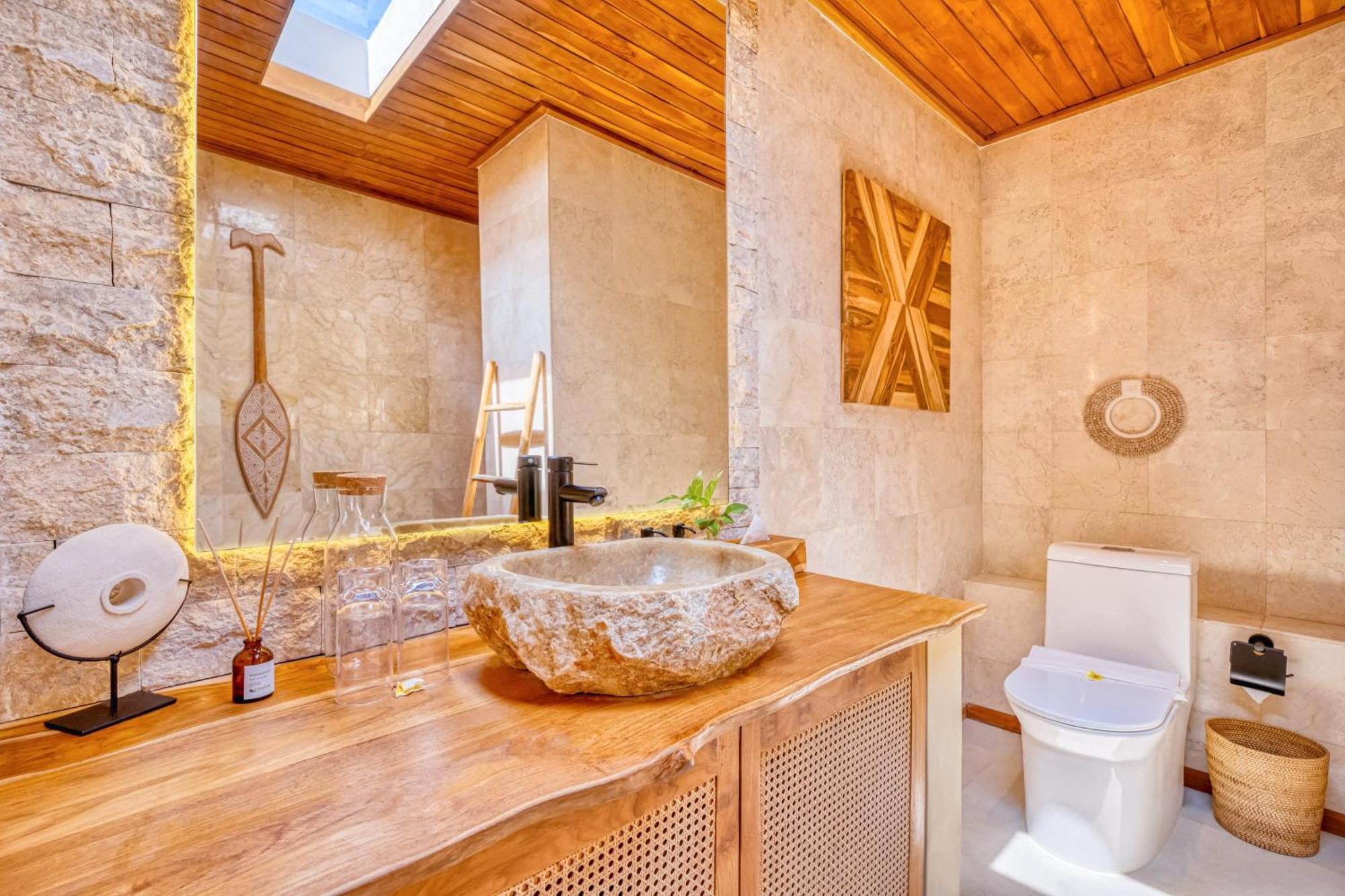 Vienna - New 8bdr Jacuzzi Sauna And Cinema Villa *