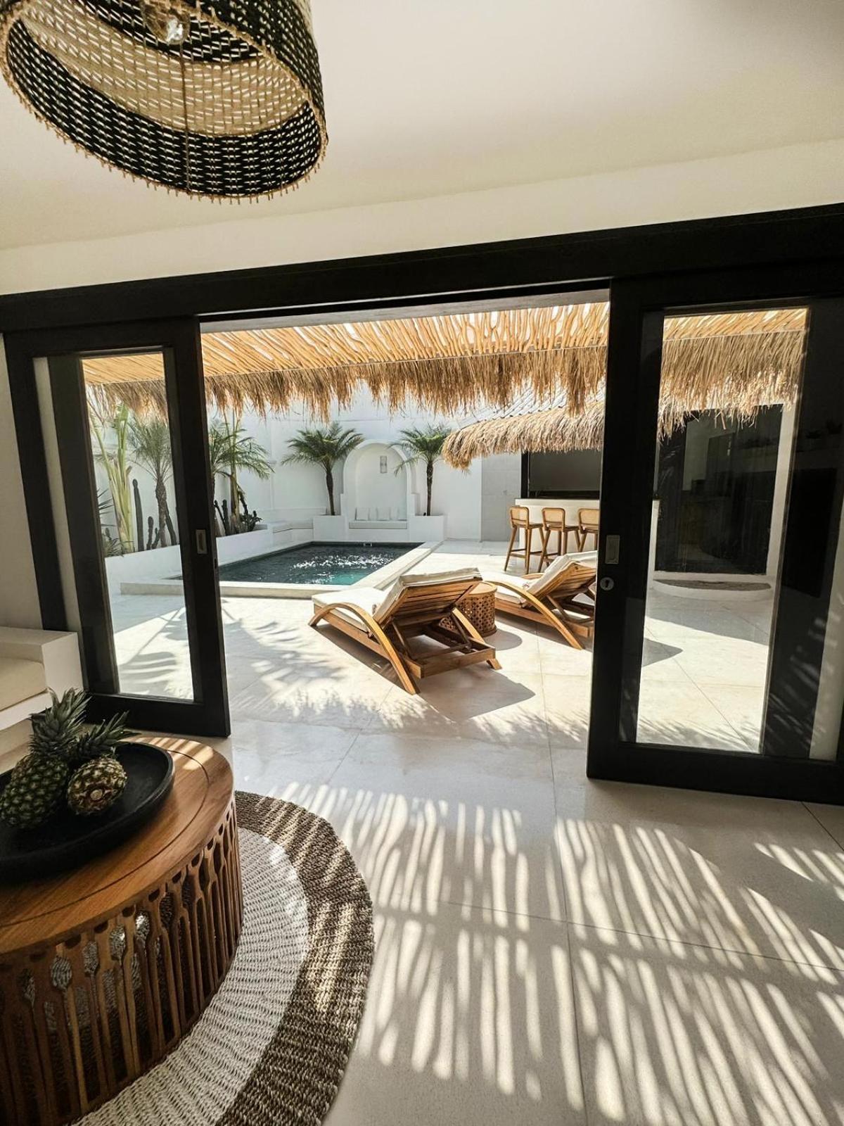 2 Bedroom * Seminyak (Bali)