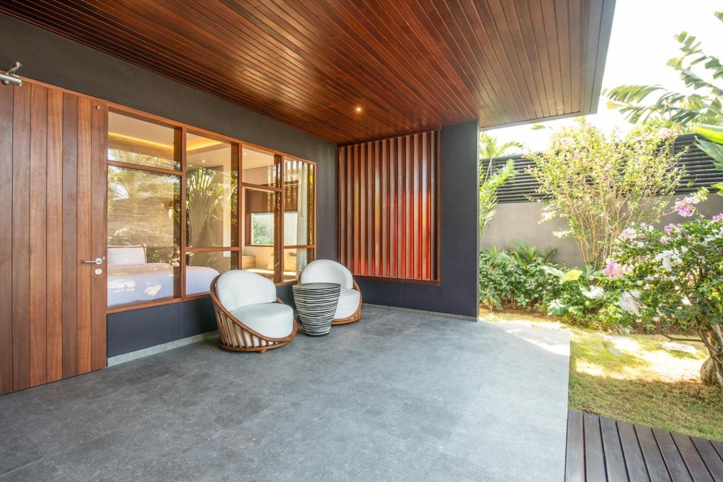 Villa Sumptuous 5br Luxury Redefined In