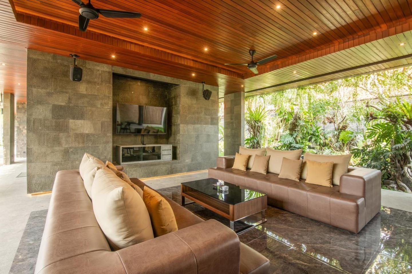 Villa Sumptuous 5br Luxury Redefined In *