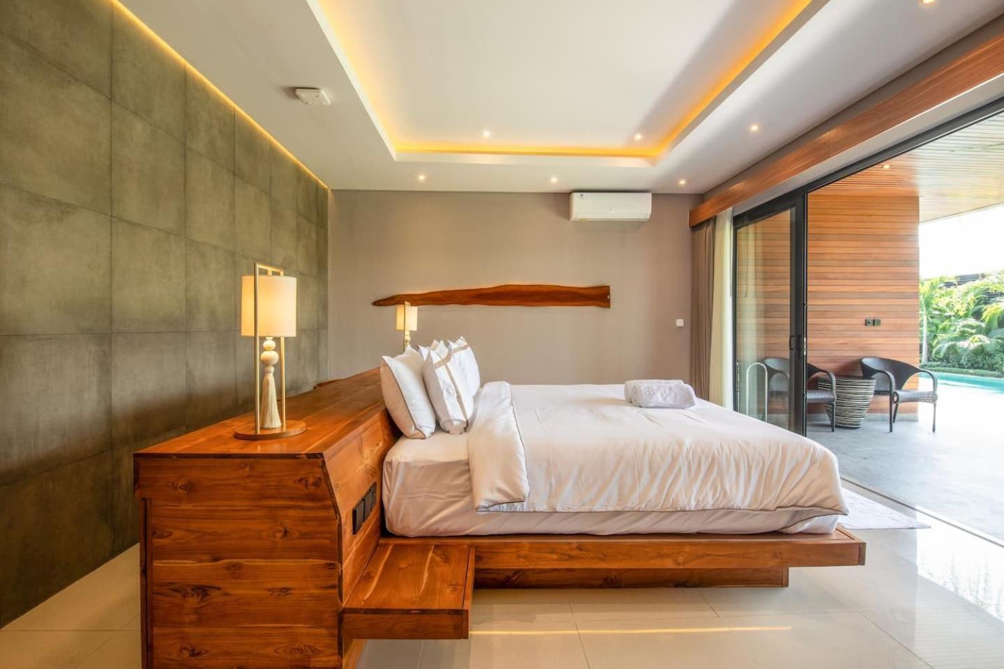 Sumptuous 5br Luxury Redefined In * Seminyak (Bali)