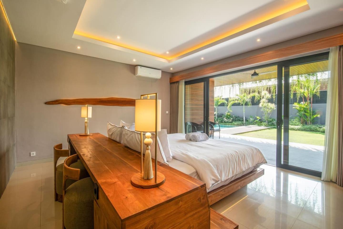 Sumptuous 5br Luxury Redefined In Villa