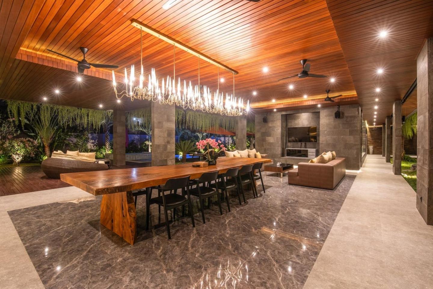 Villa Sumptuous 5br Luxury Redefined In Seminyak (Bali)