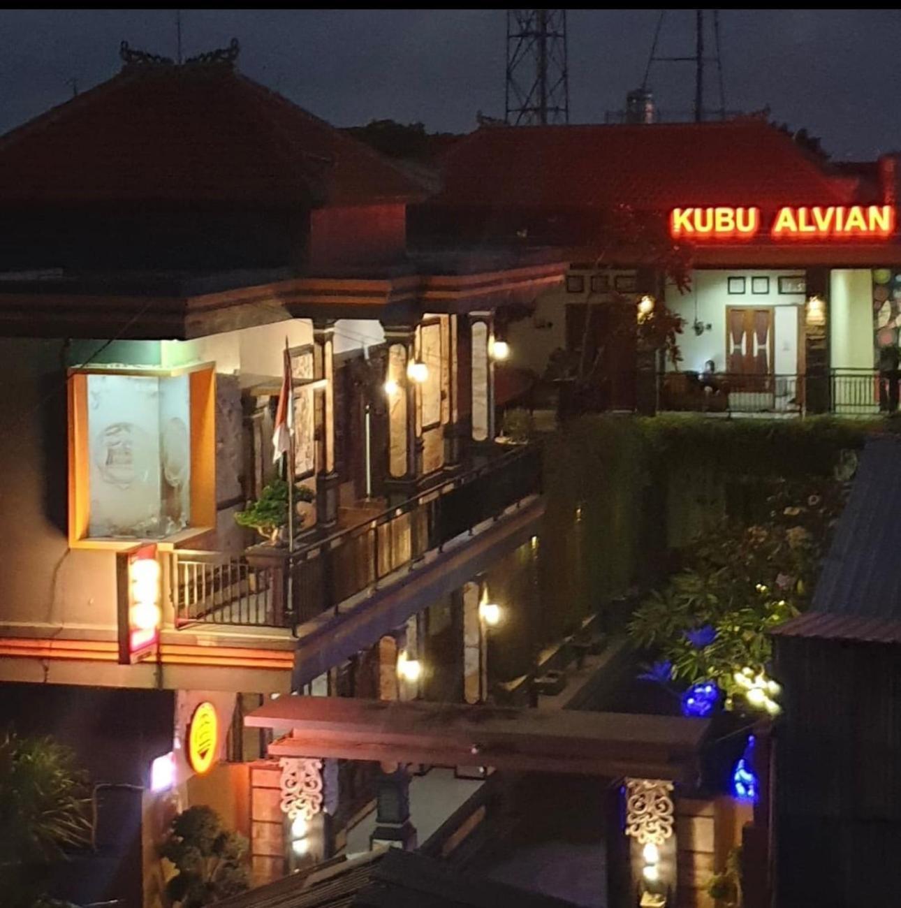 Kubu Alvian Seminyak (Bali)