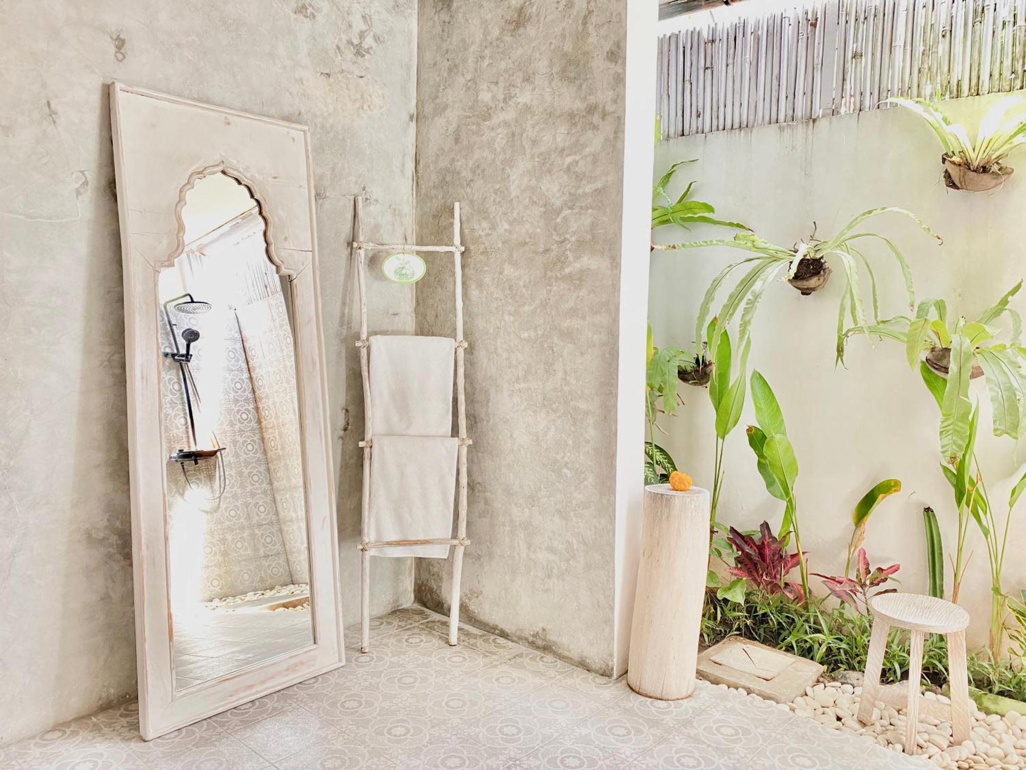 Maviba Seminyak (Bali)