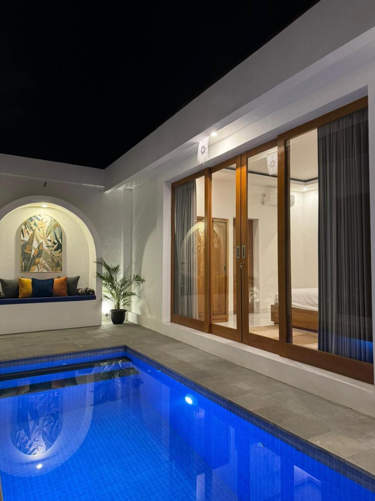 Rama - Dewi Saraswati Ii * Seminyak (Bali)