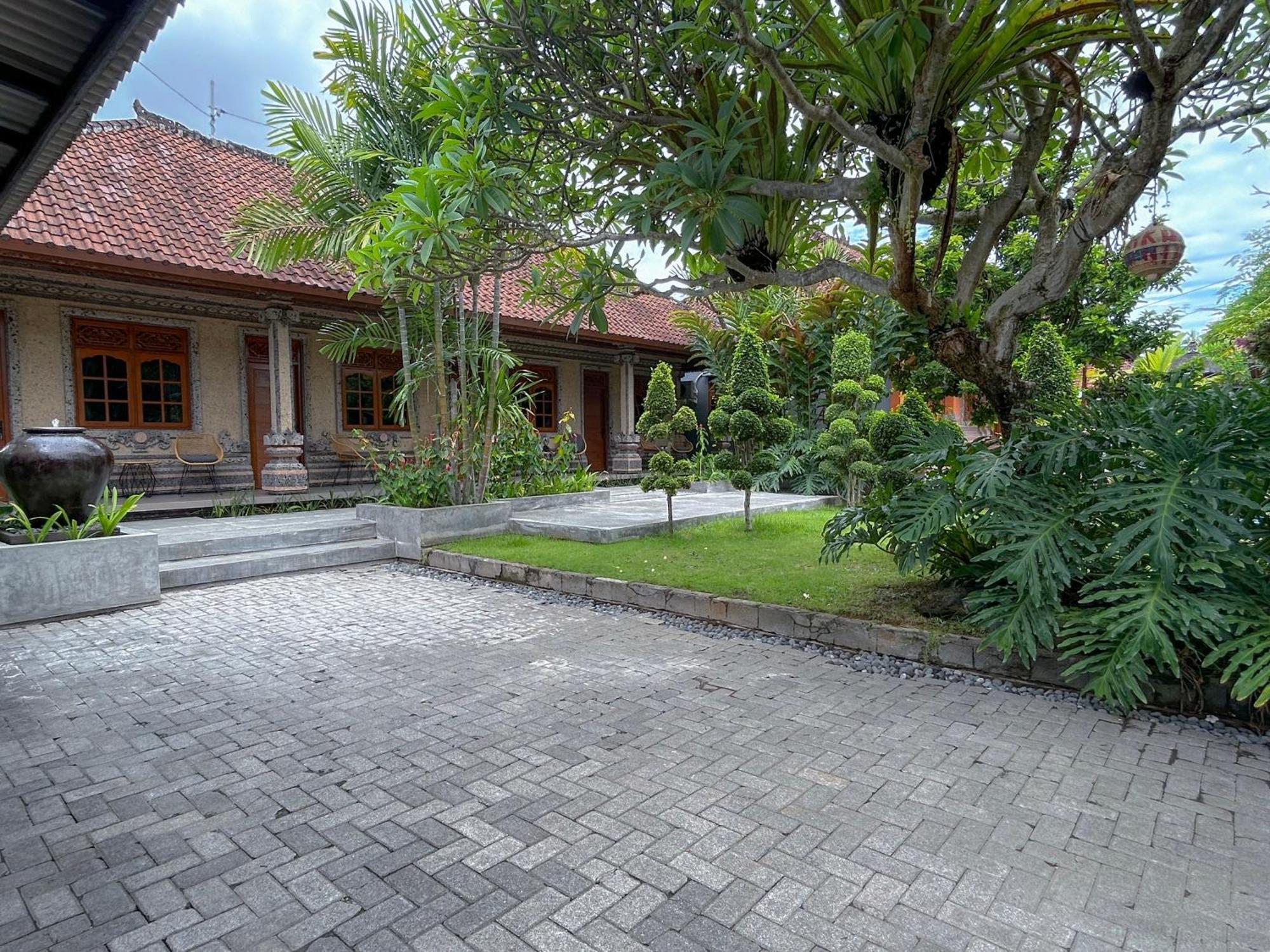 Guest house Kaman Bali Seminyak (Bali)