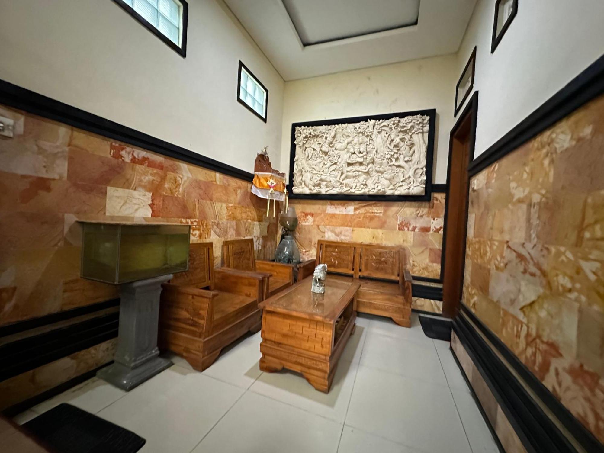 Rumah tetamu Kubu Alvian Seminyak (Bali)