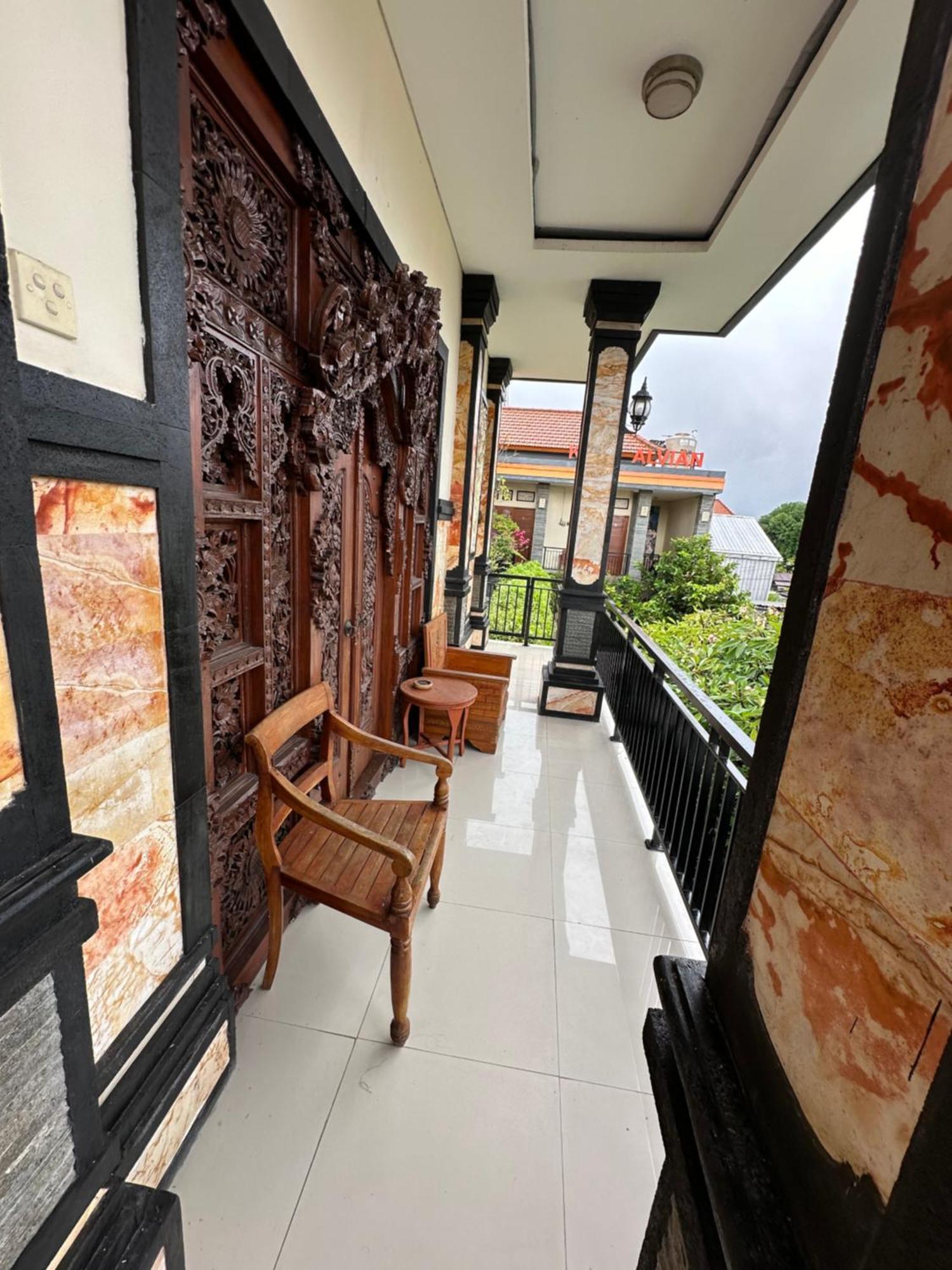 Rumah tetamu Kubu Alvian Seminyak (Bali)