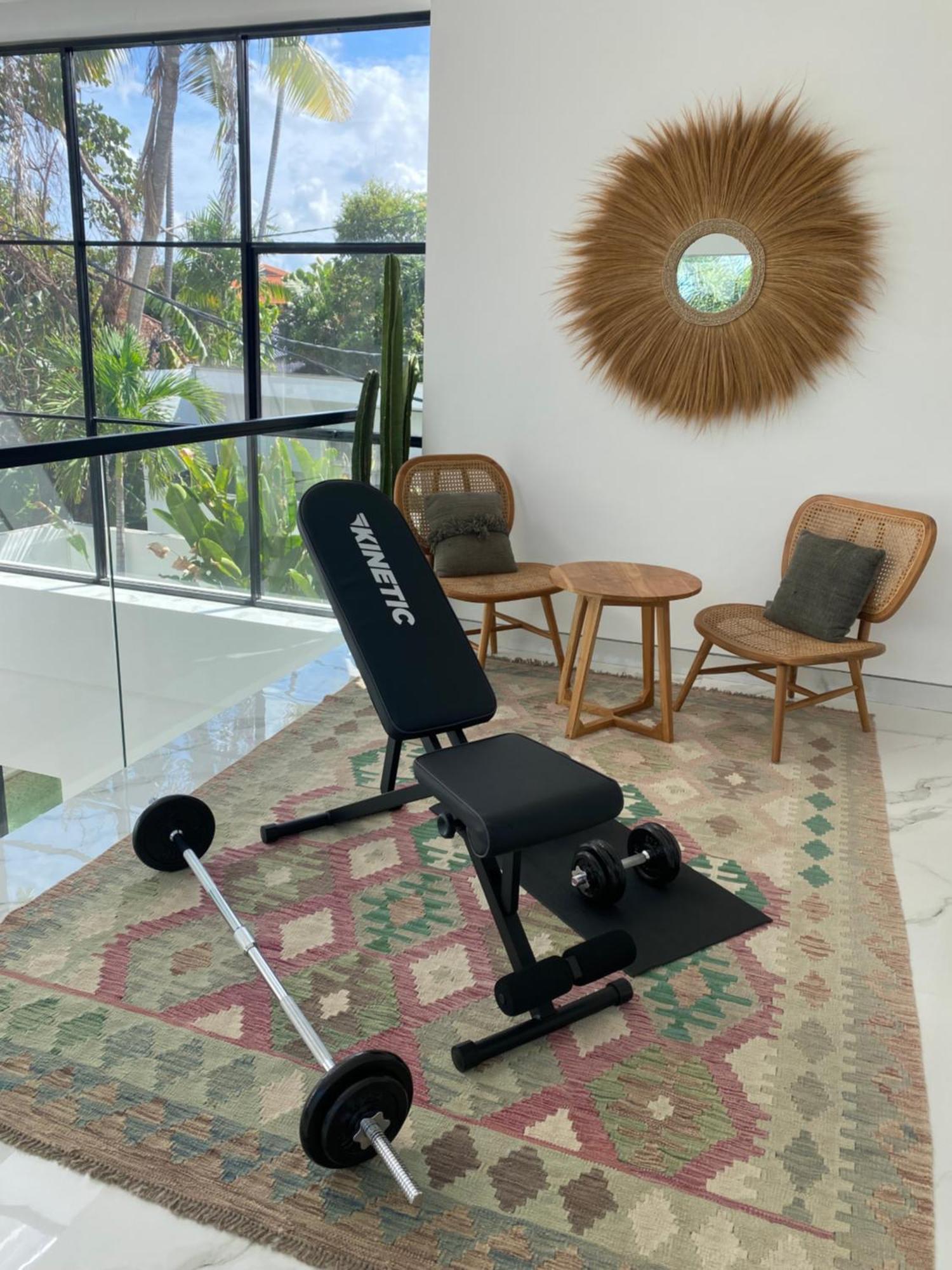 Luxury Devina I I Yoga & Gym Seminyak (Bali)