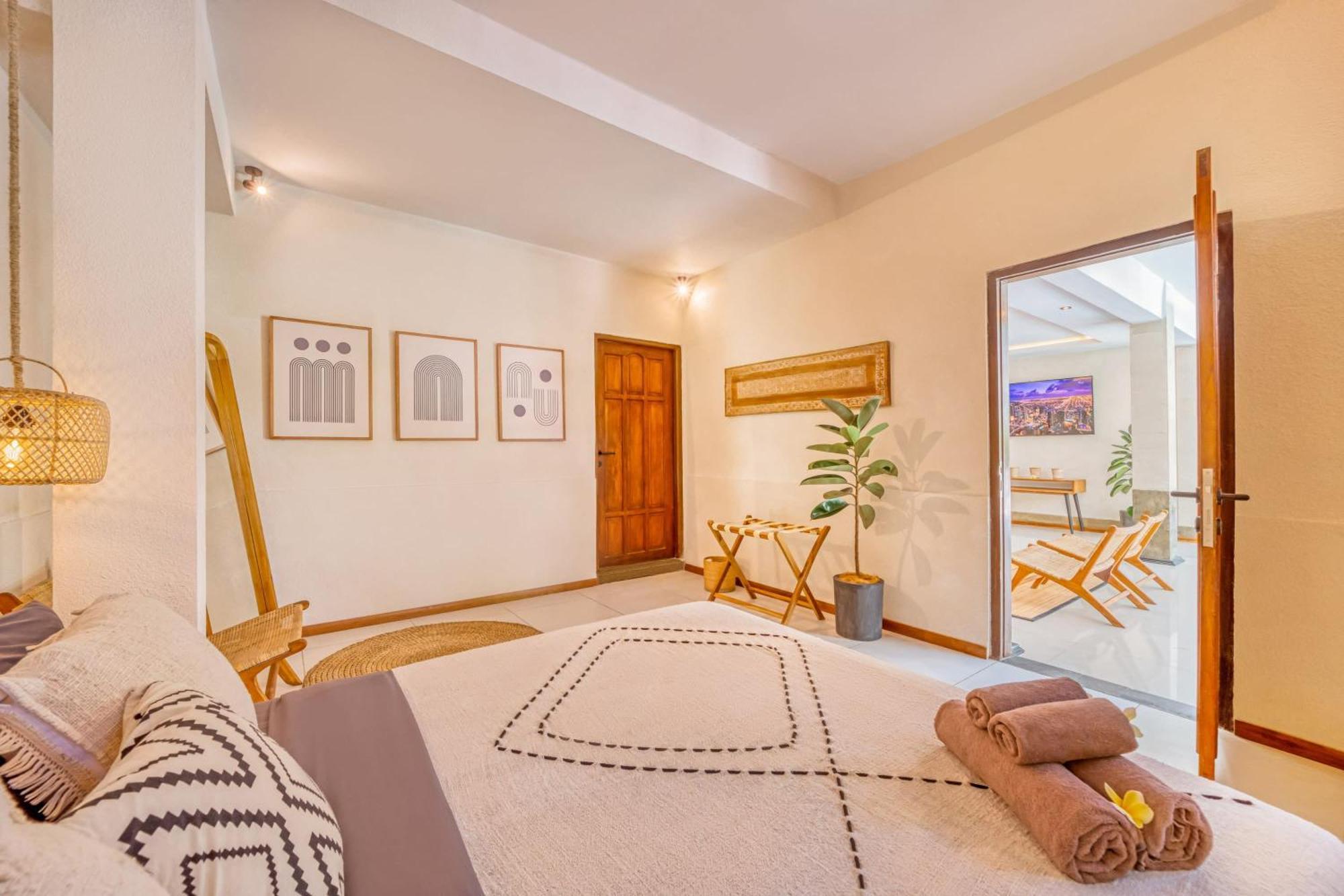 Villa Florence - 3bdr Luxury Villa, Private Pool, Walk To The *