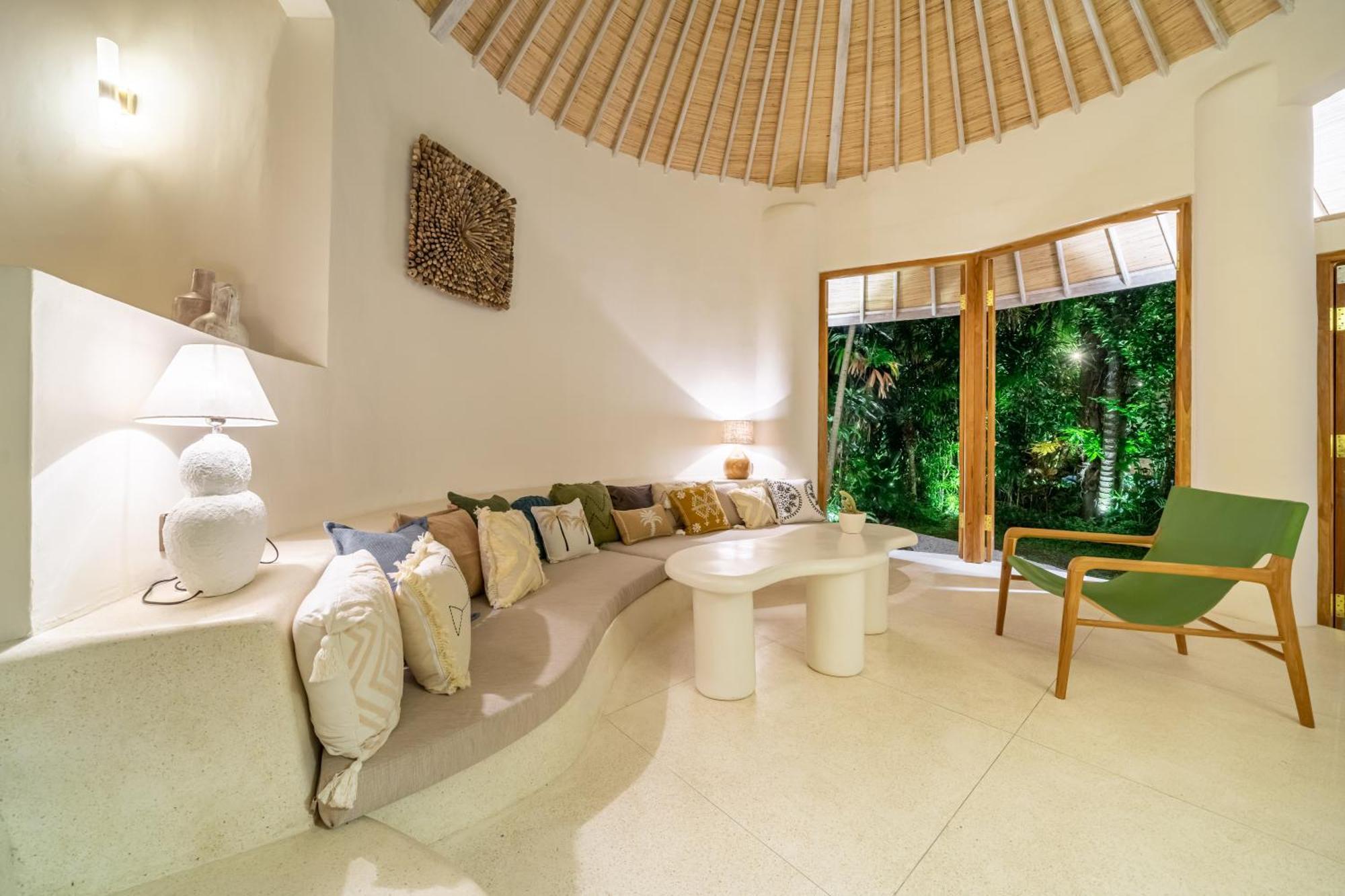 Meraki 5 Bedroom Lush Garden Central *