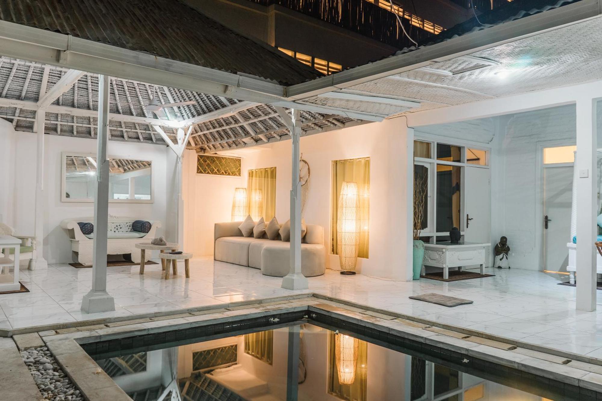 New Formentera Double Six Villa *