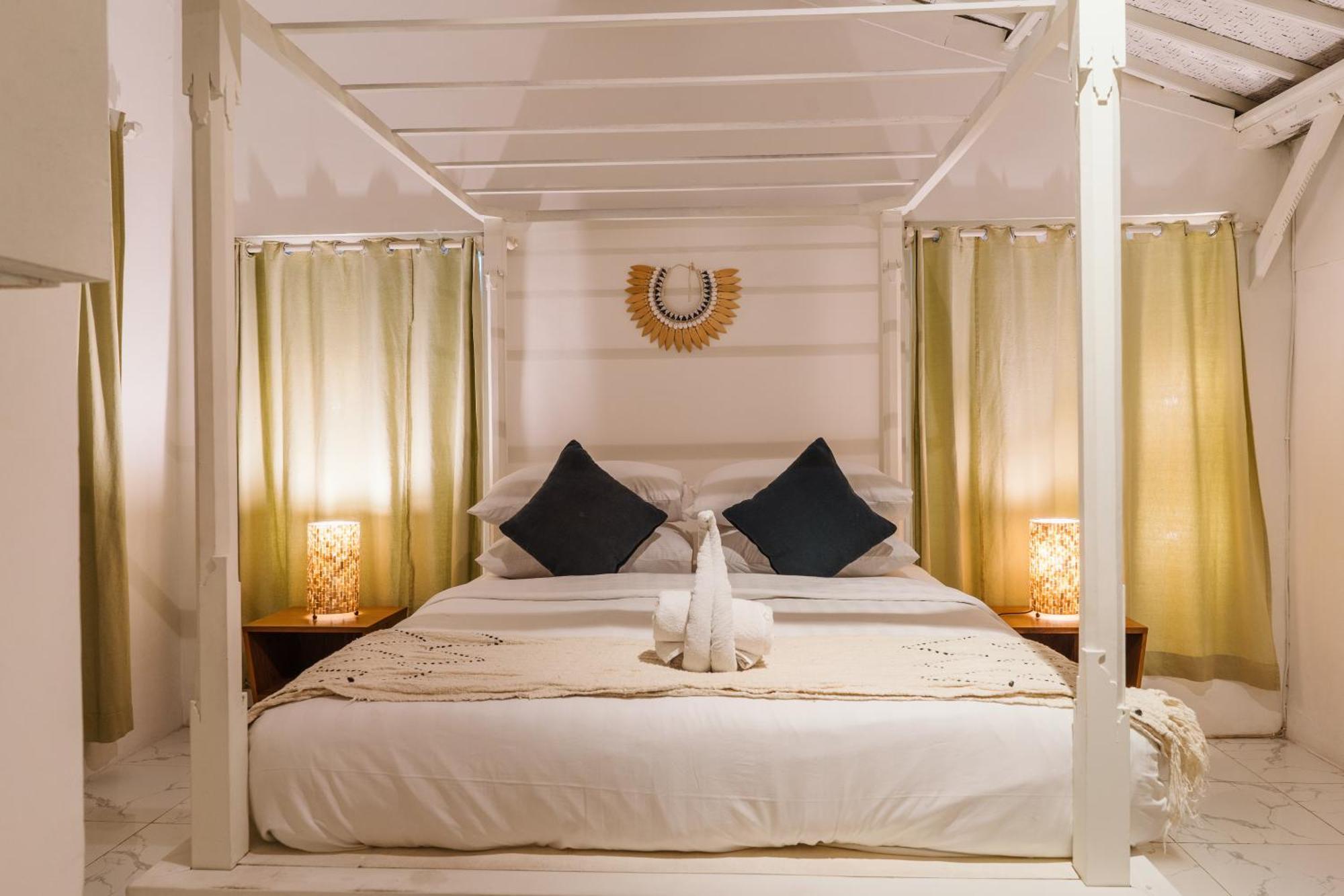 New Formentera Double Six Villa *