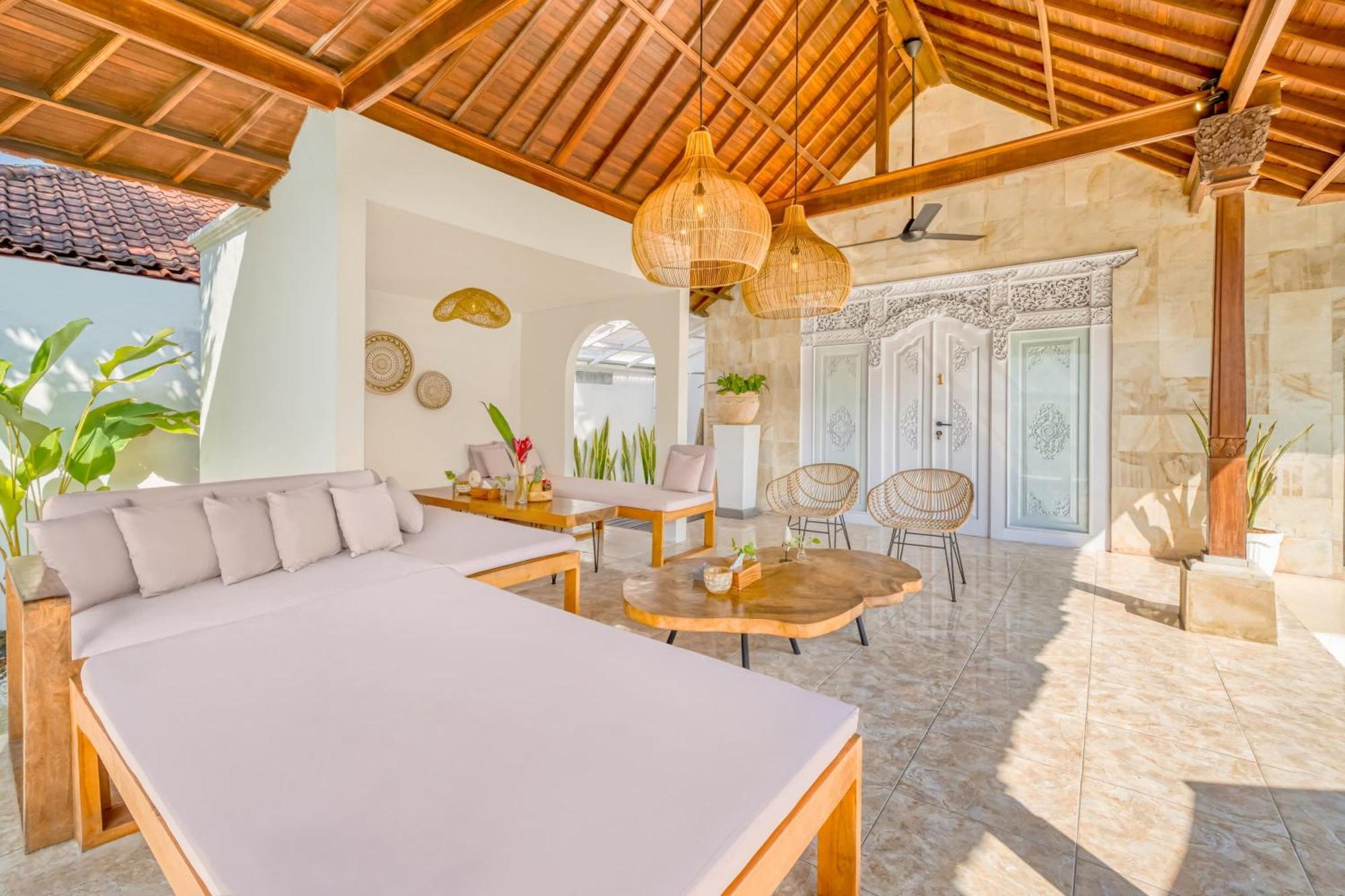 Cologne - 6 Bdr Villa, 2 Private Pools & Huge Garden, Walk To The * Seminyak (Bali)
