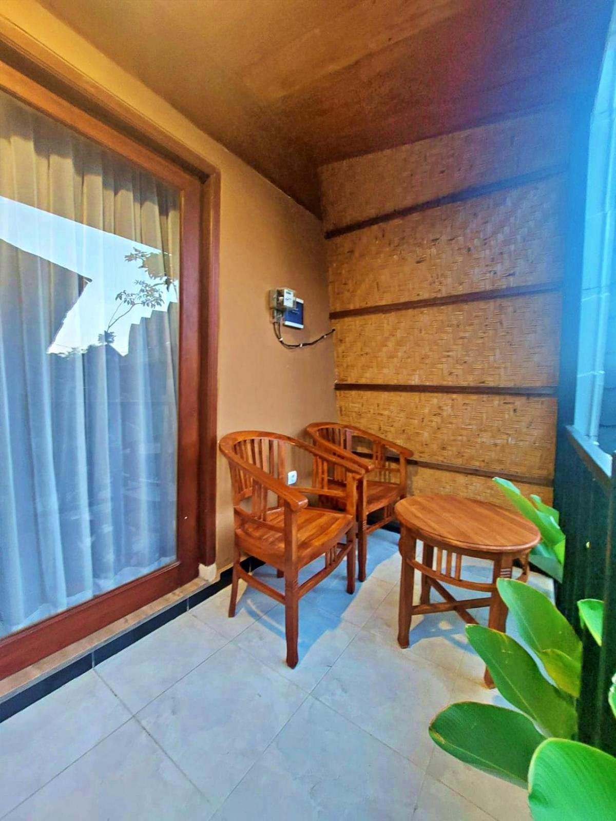 Lodge Yogasari