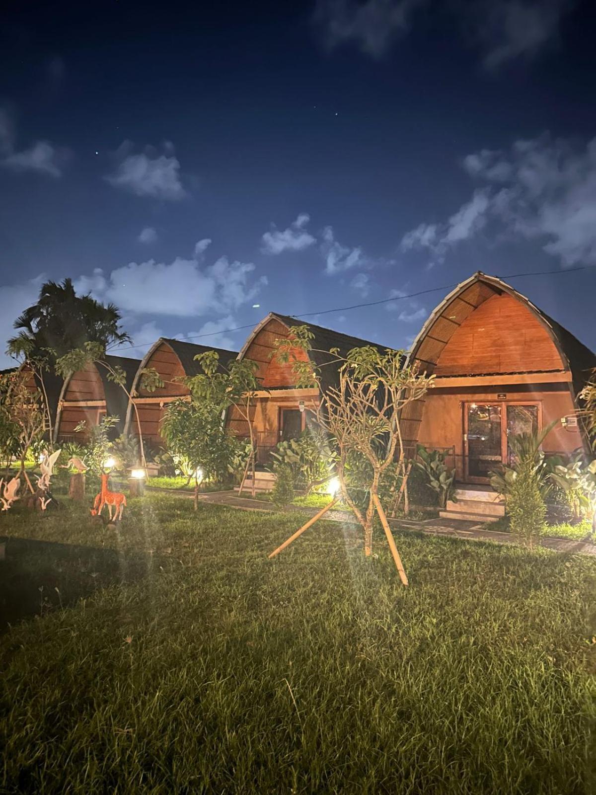 Yogasari Lodge