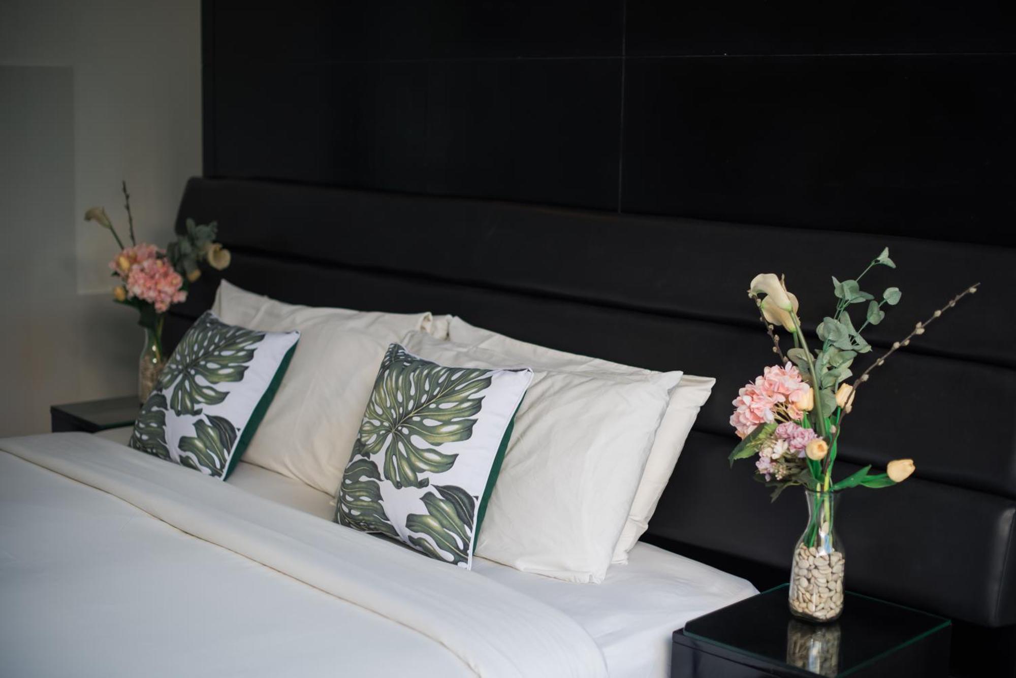 7to8br 40 Off Special Brilliant Location Villa Seminyak (Bali)