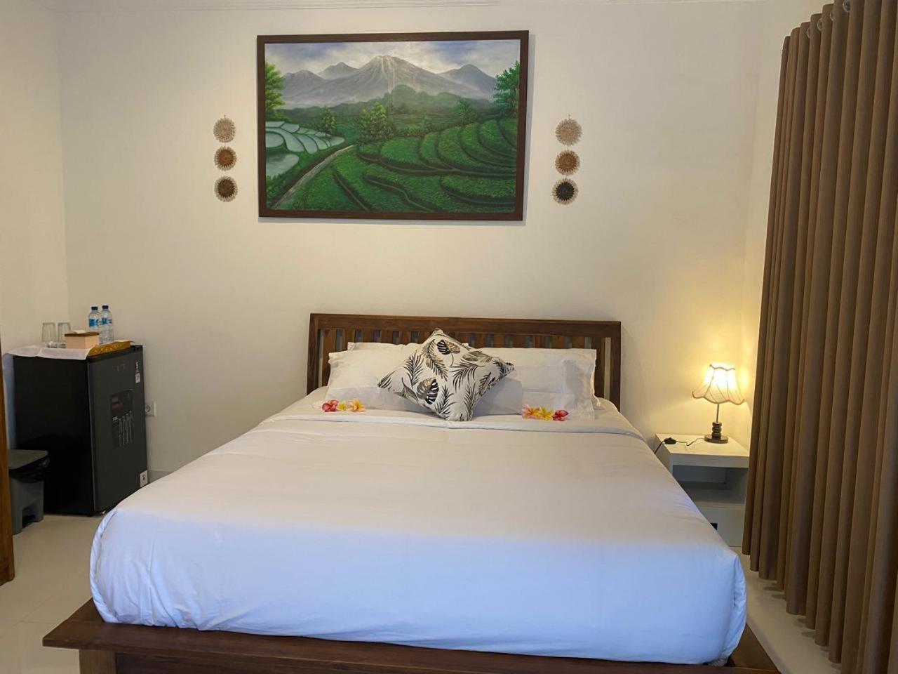 Manis Guest house *