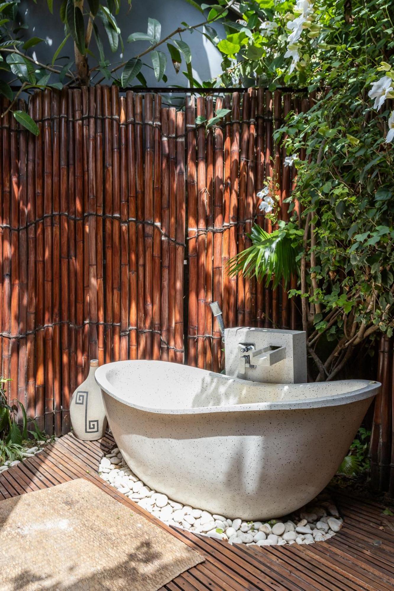 3 Bedroom In D' Centre Seminyak (Bali)