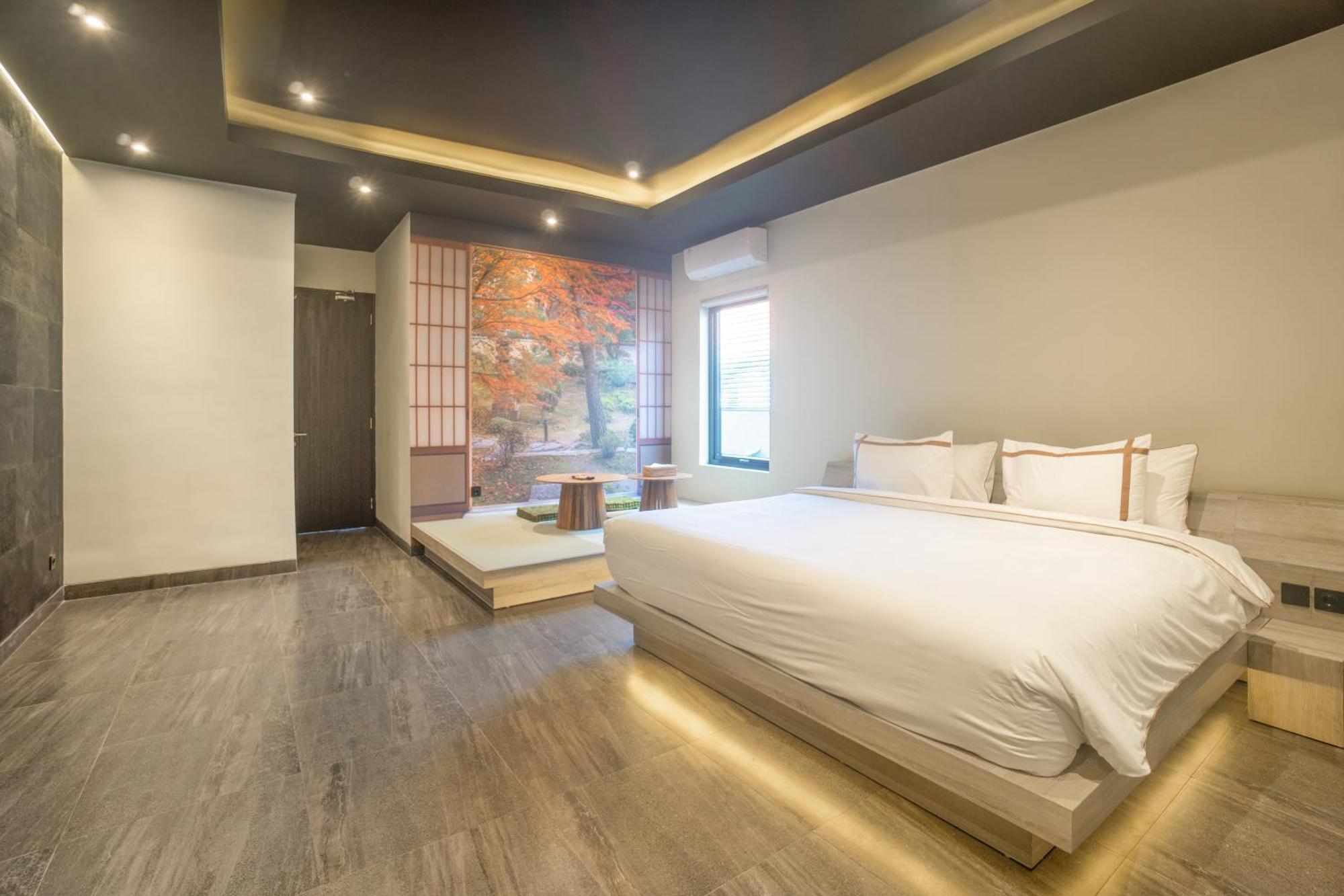 Sumptuous 5br Luxury Redefined In