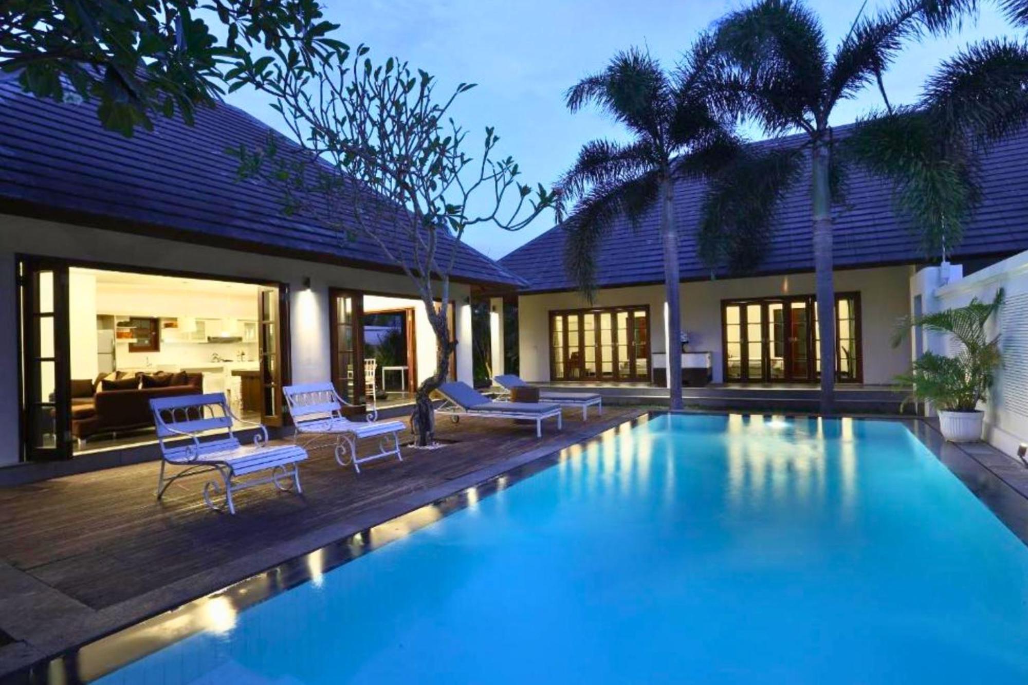 Cozy 2 Bedroom Private Pool Zn104 Villa