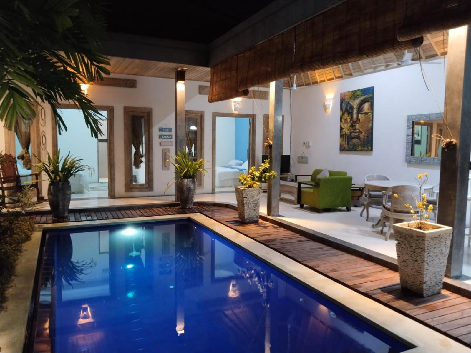 Jojoby Sunset Villa Seminyak (Bali)