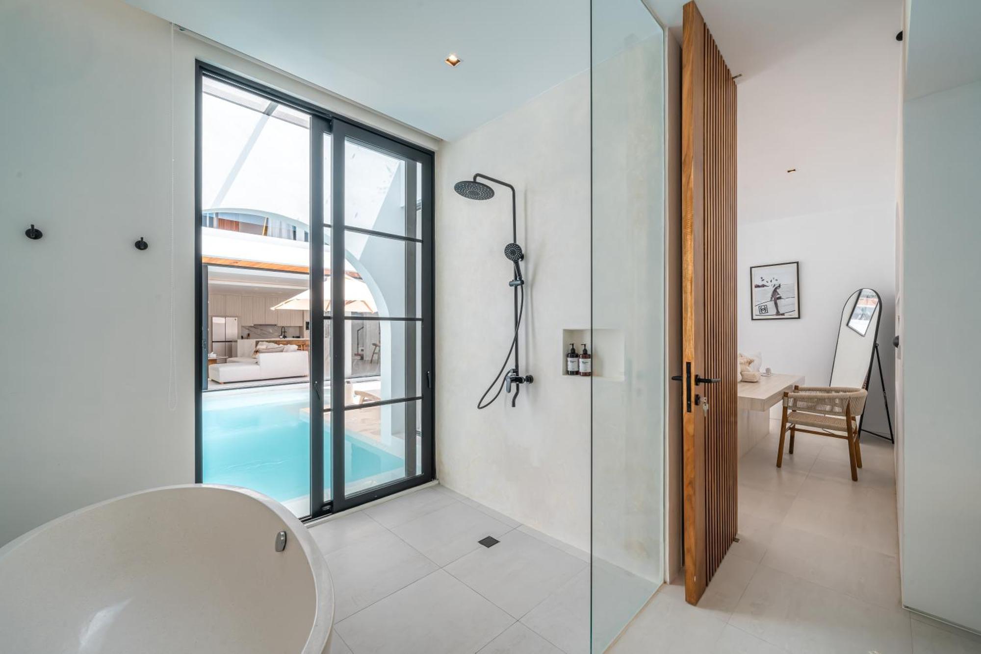 Janoor - Elegant 3-bedroom Near Batu Belig Beach Seminyak (Bali)