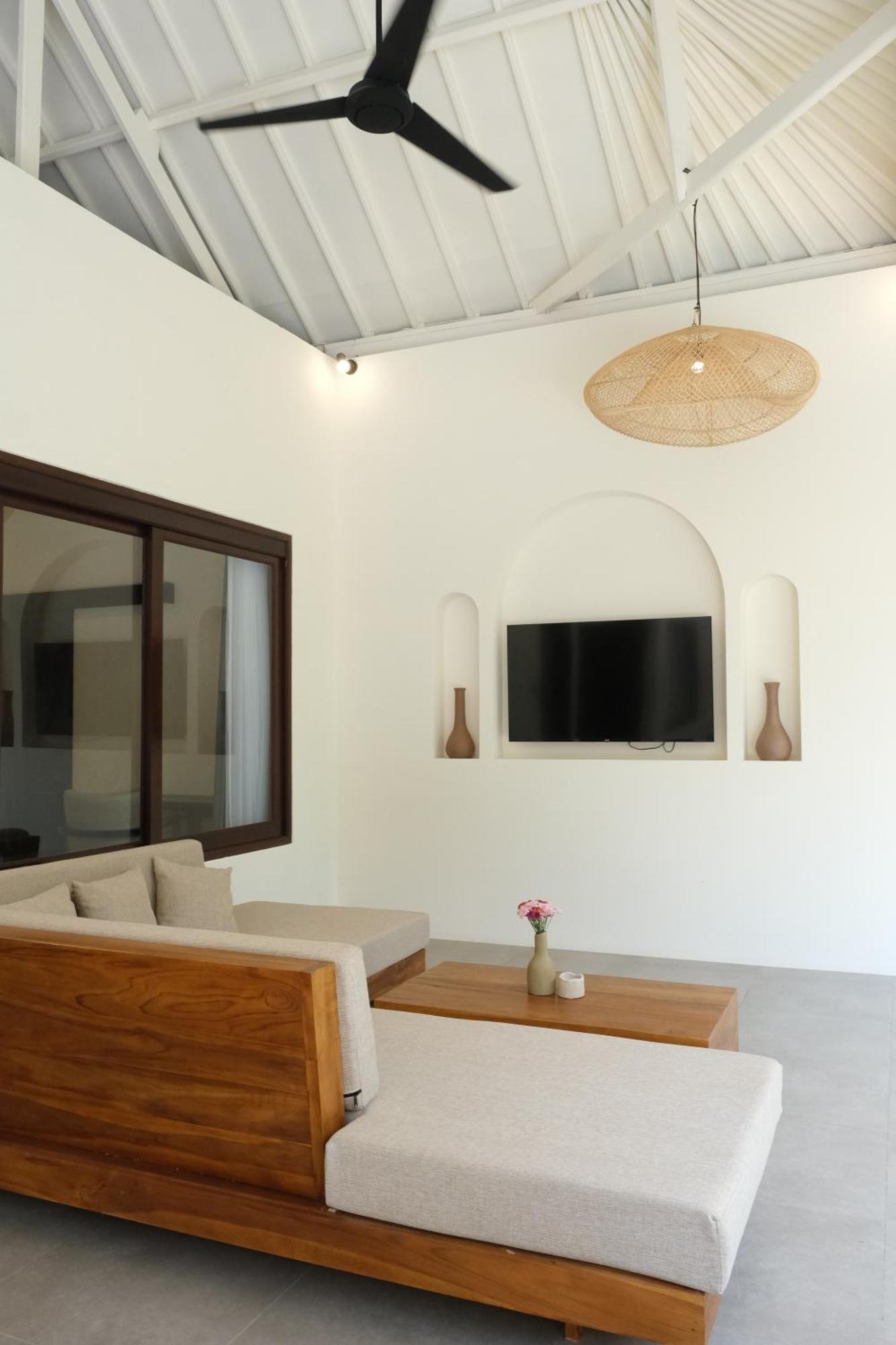 Uma Dharma Villa