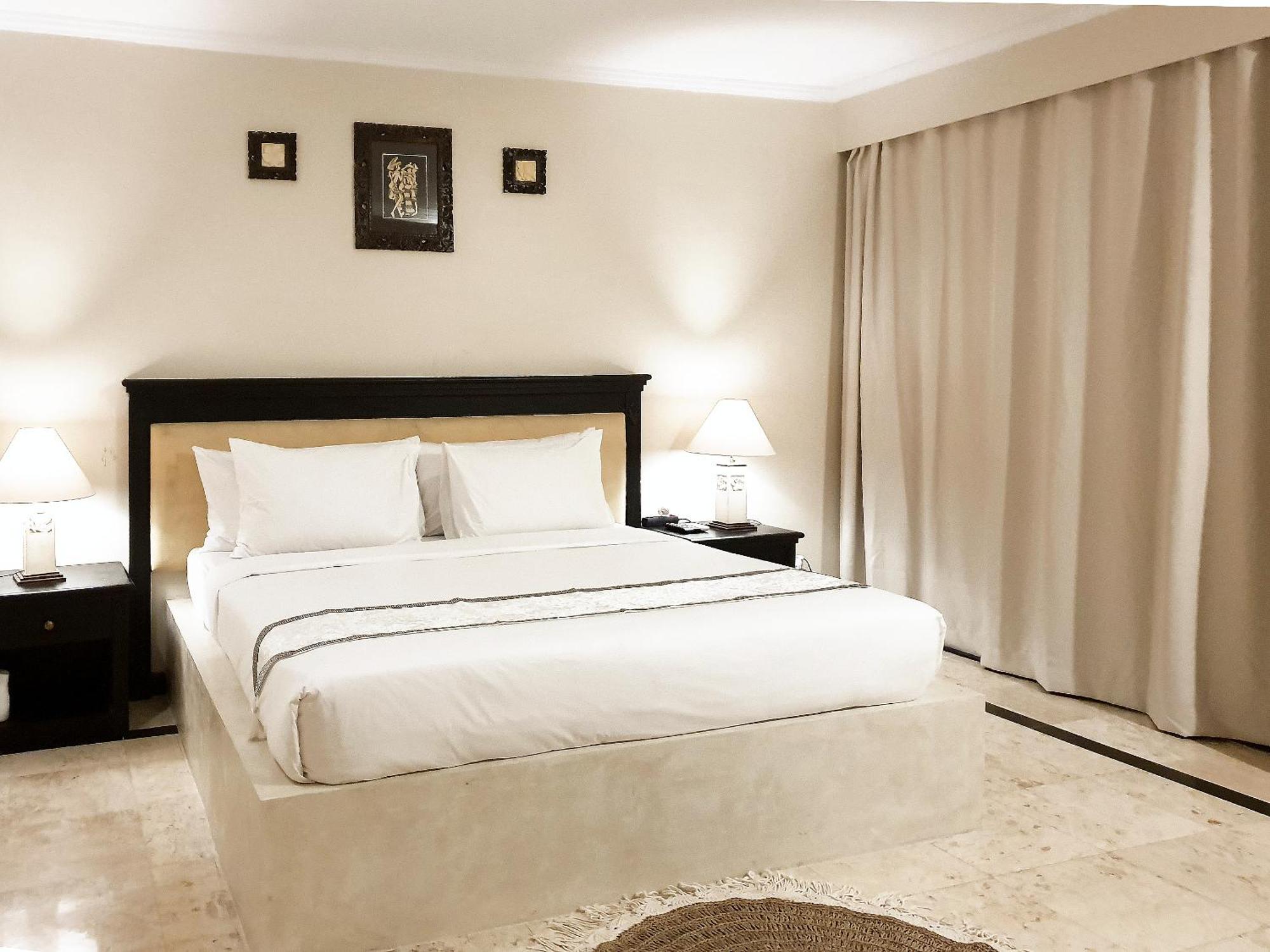 Biệt thự De Malicott Athena Seminyak (Bali)