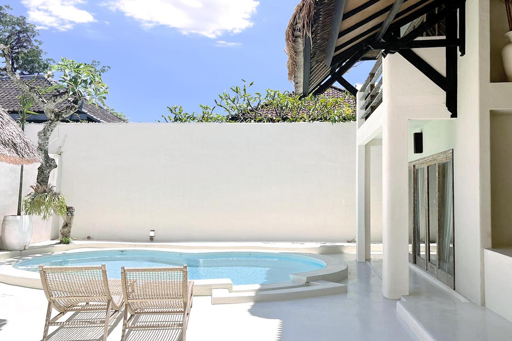 Biệt thự De Malicott Athena Seminyak (Bali)