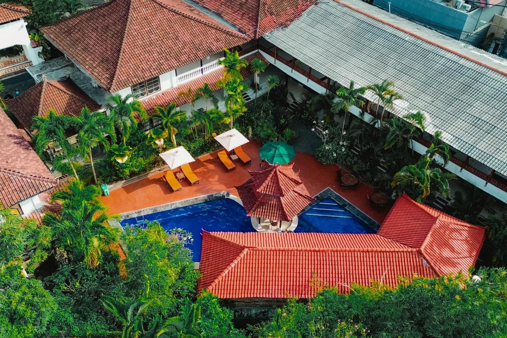 Sarinande * Seminyak (Bali)