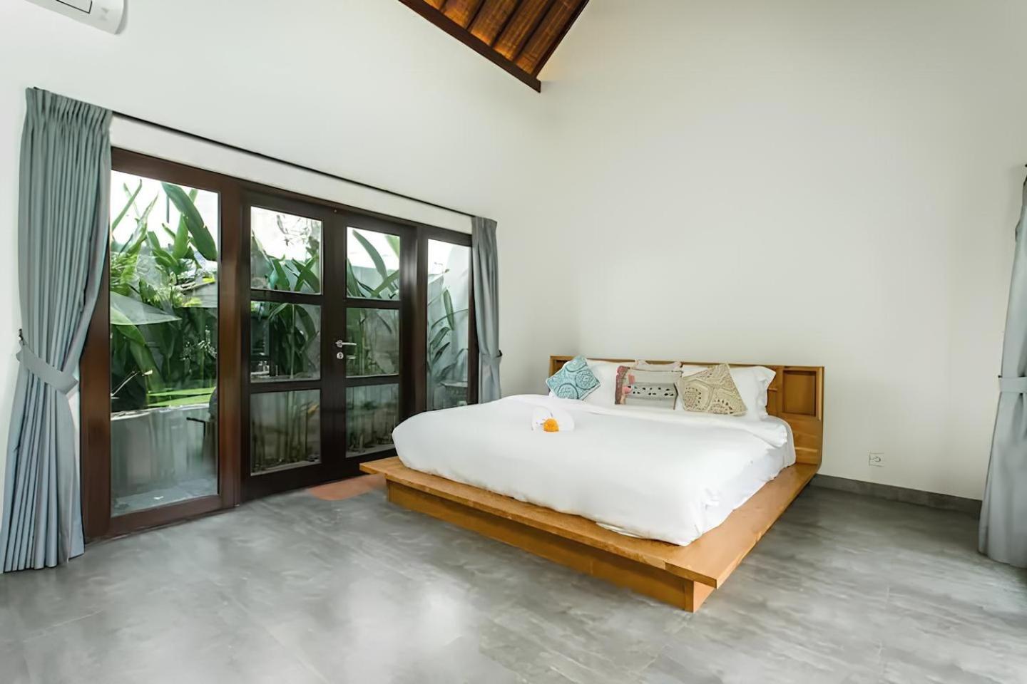 Grandlux Bali 2 Bed Pool Big Garden