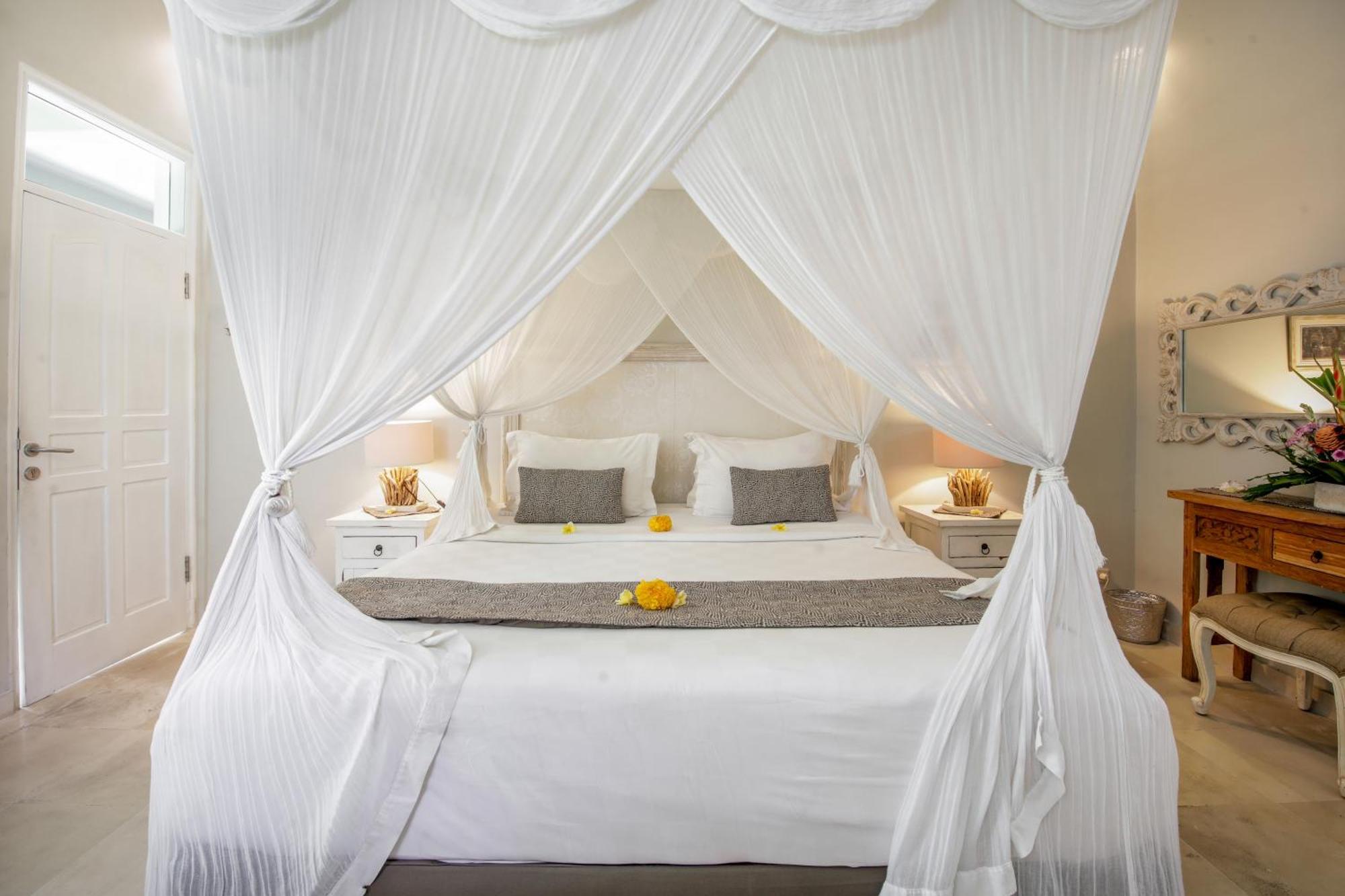 Lodek Deluxe * Seminyak (Bali)