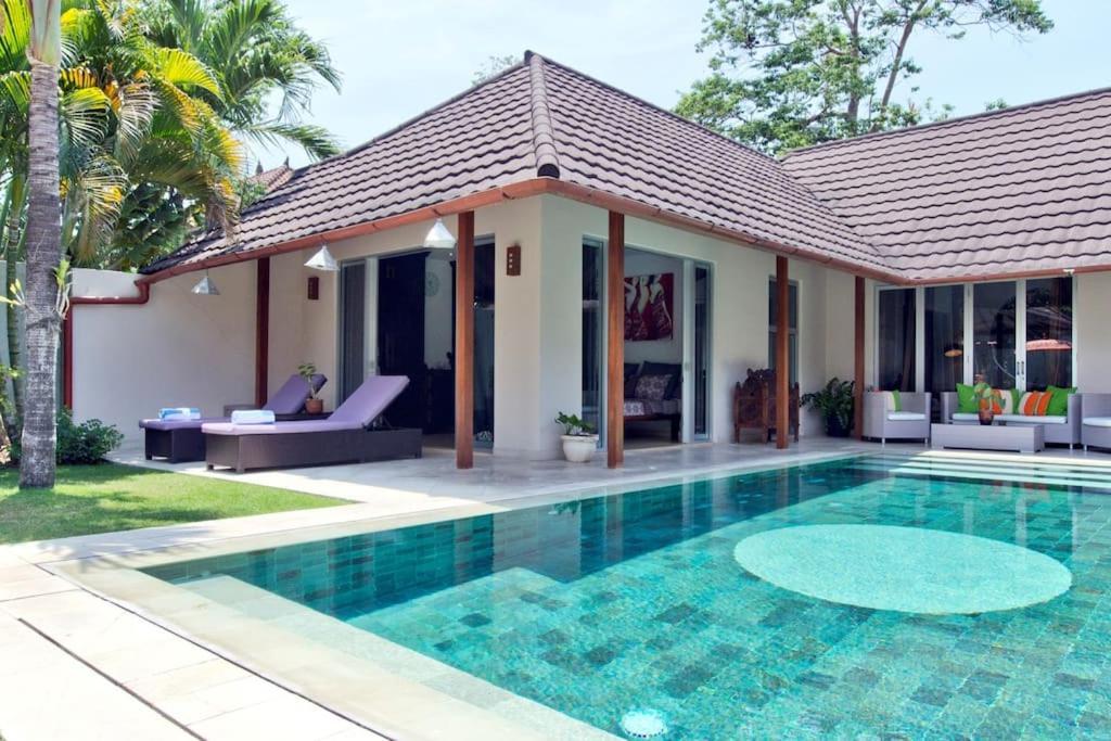 Villa Serenity 4 Bedrooms Big Pool Bali