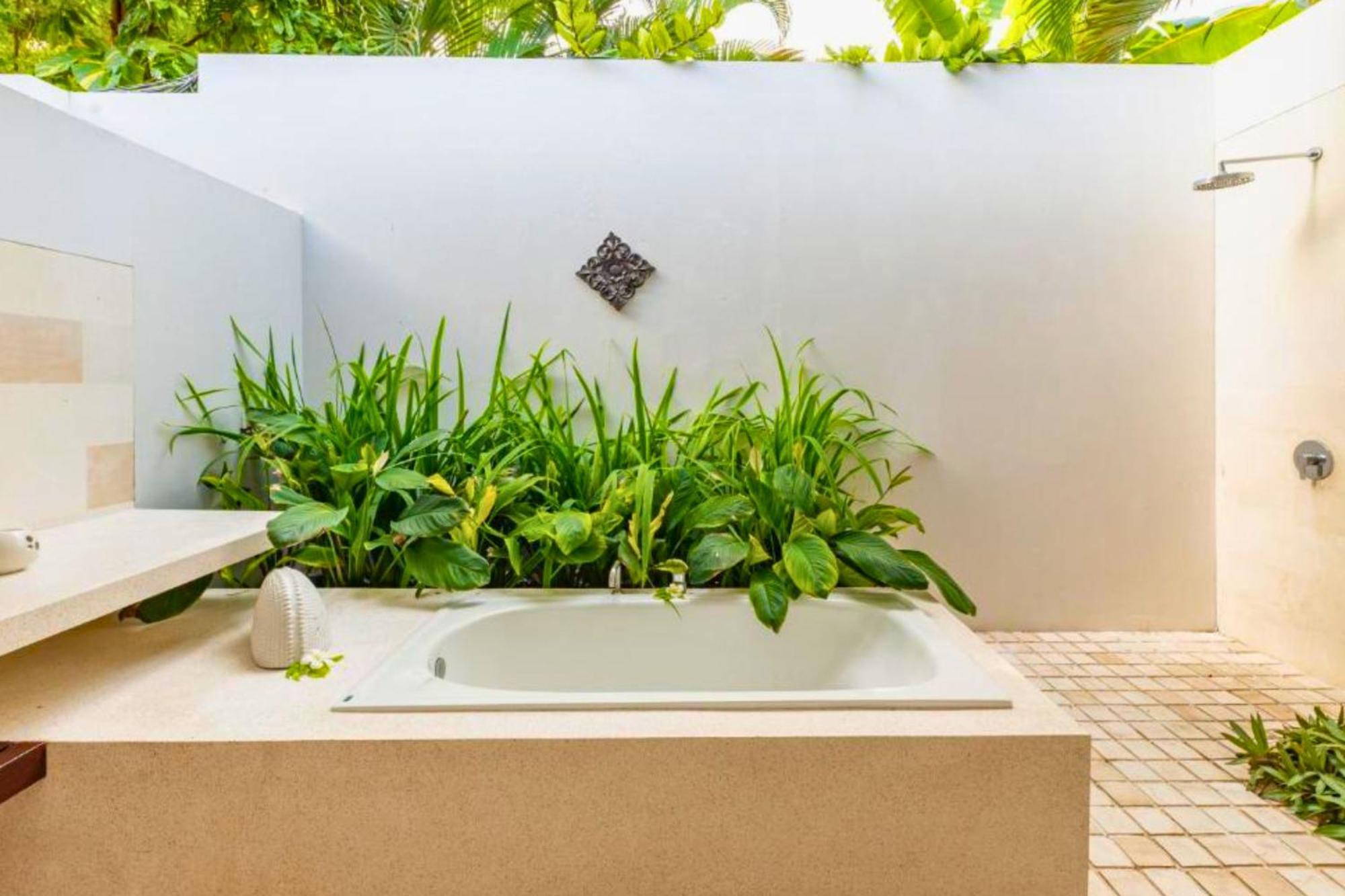 Villa Omkara 2 Bedroom Deluxe Private Pool Zn253 Seminyak (Bali)