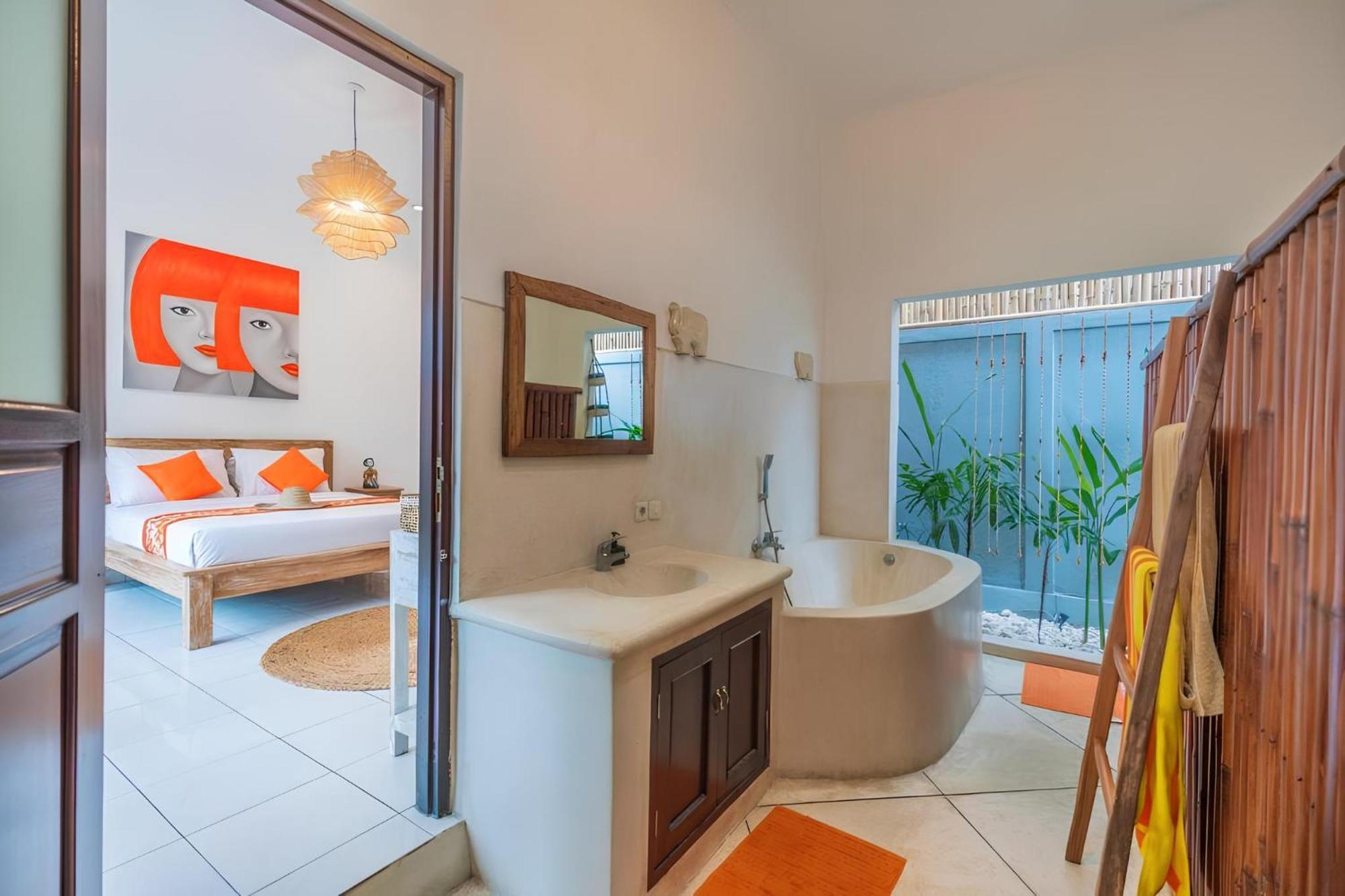 Taman Pangeran In Seminyak, 2br Large Pool, Prime Location !