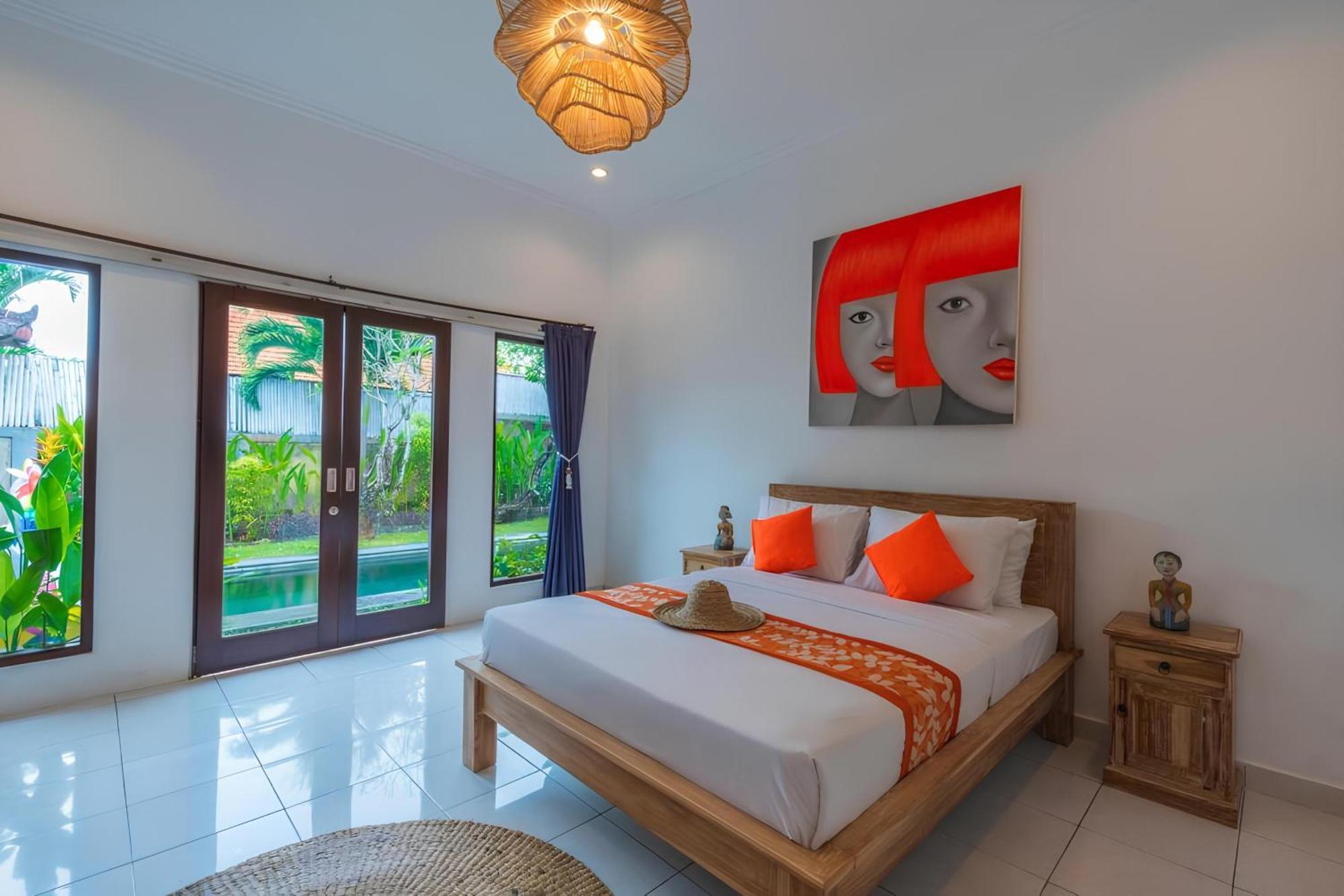 Taman Pangeran In Seminyak, 2br Large Pool, Prime Location ! Villa *
