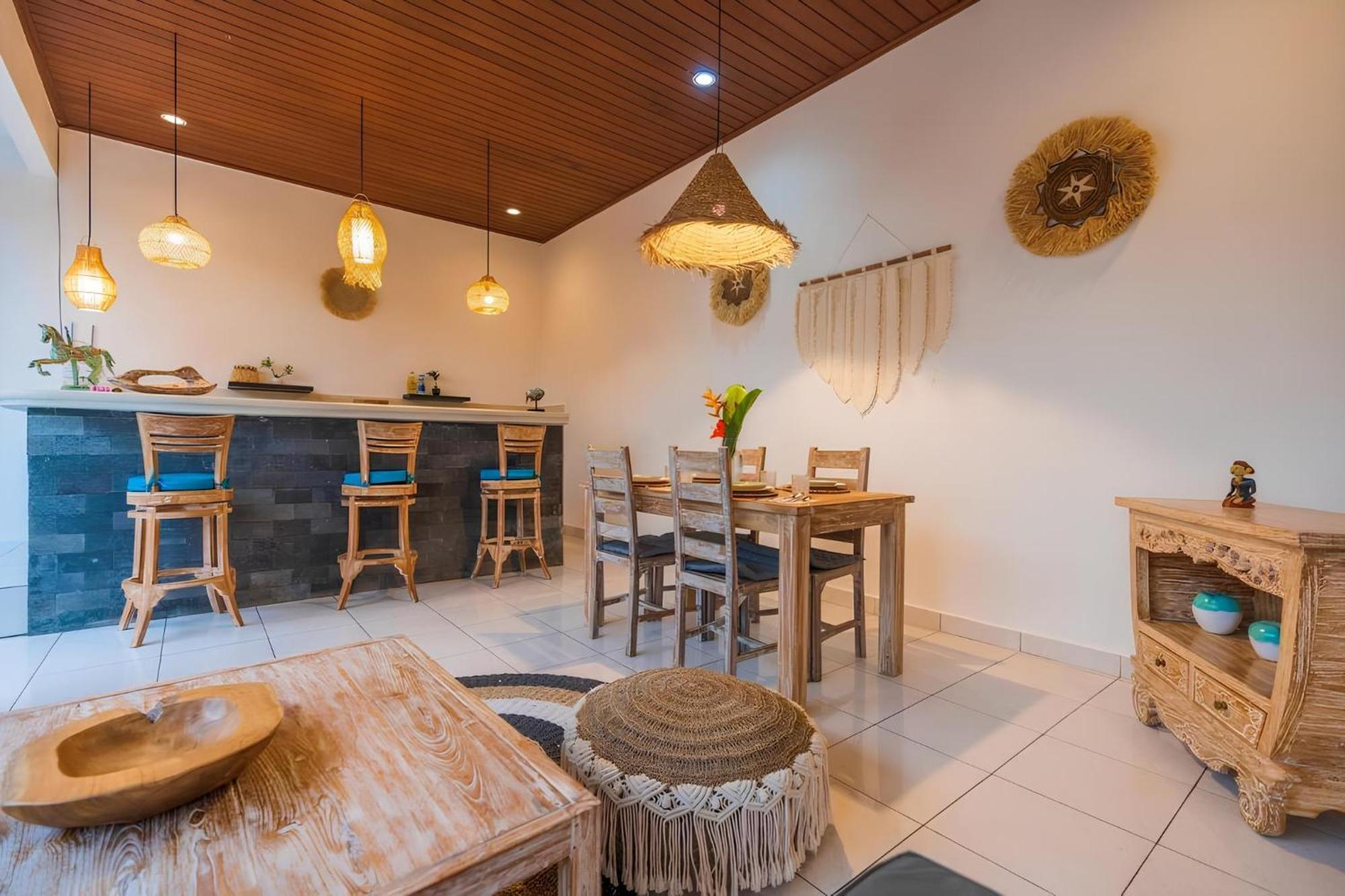 Villa Taman Pangeran In Seminyak, 2br Large Pool, Prime Location ! Seminyak (Bali)