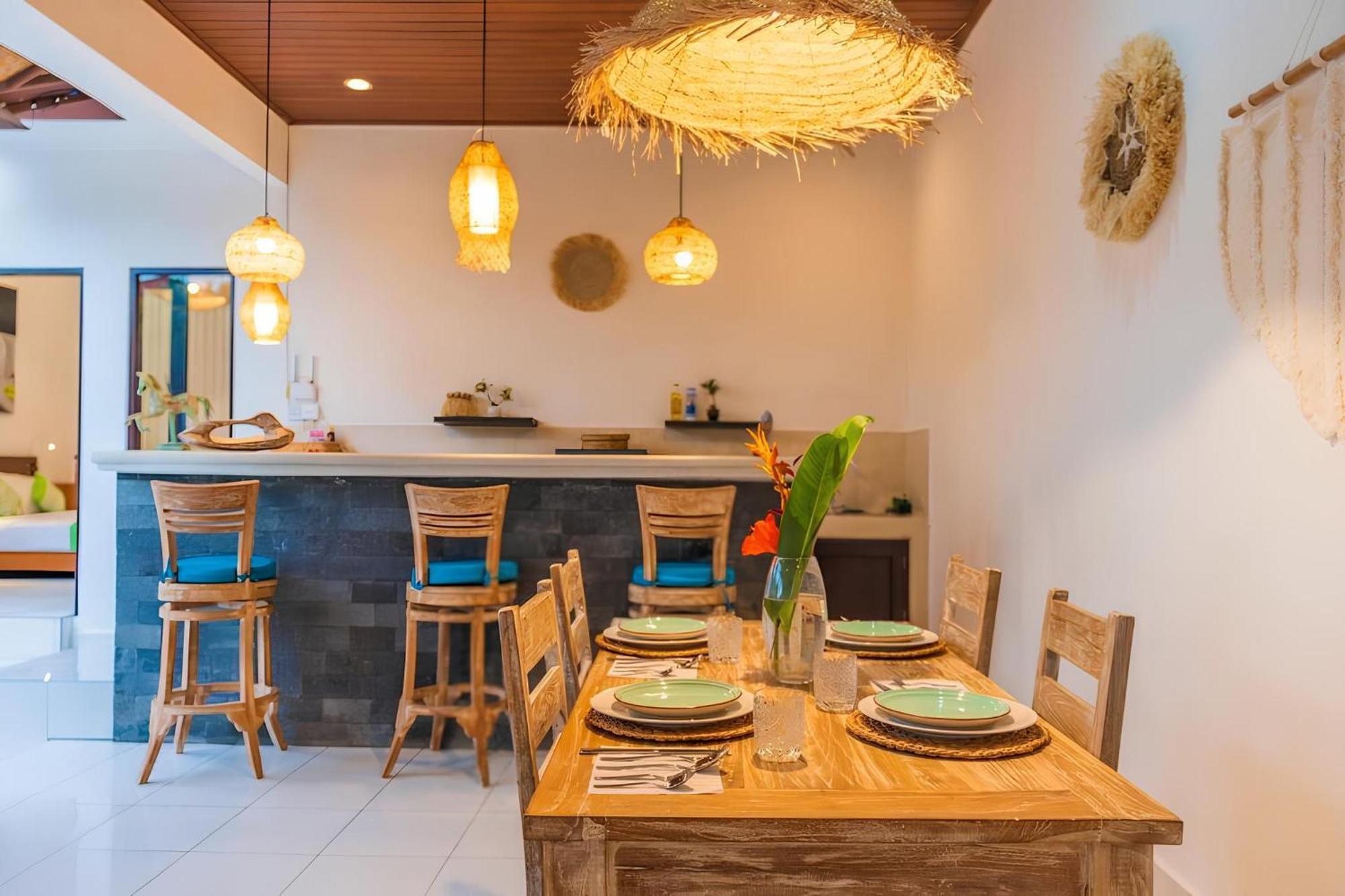 Taman Pangeran In Seminyak, 2br Large Pool, Prime Location !