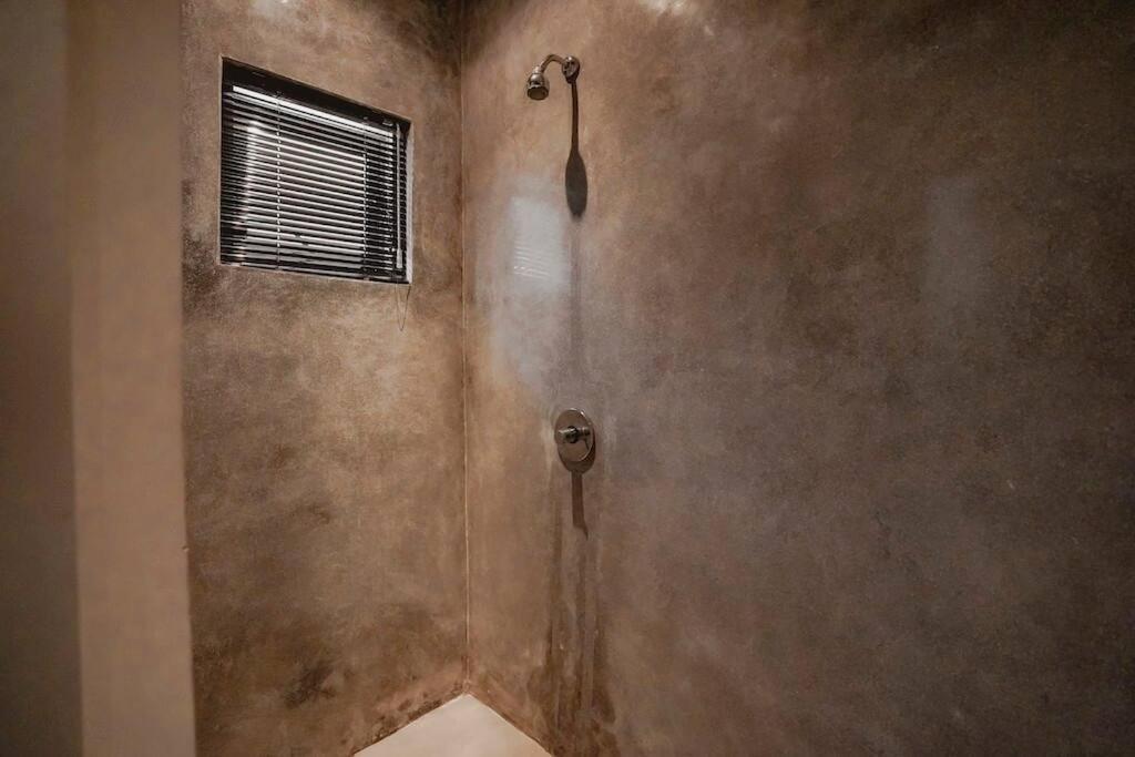 Elegant 5 Bdr In The Heart Of *