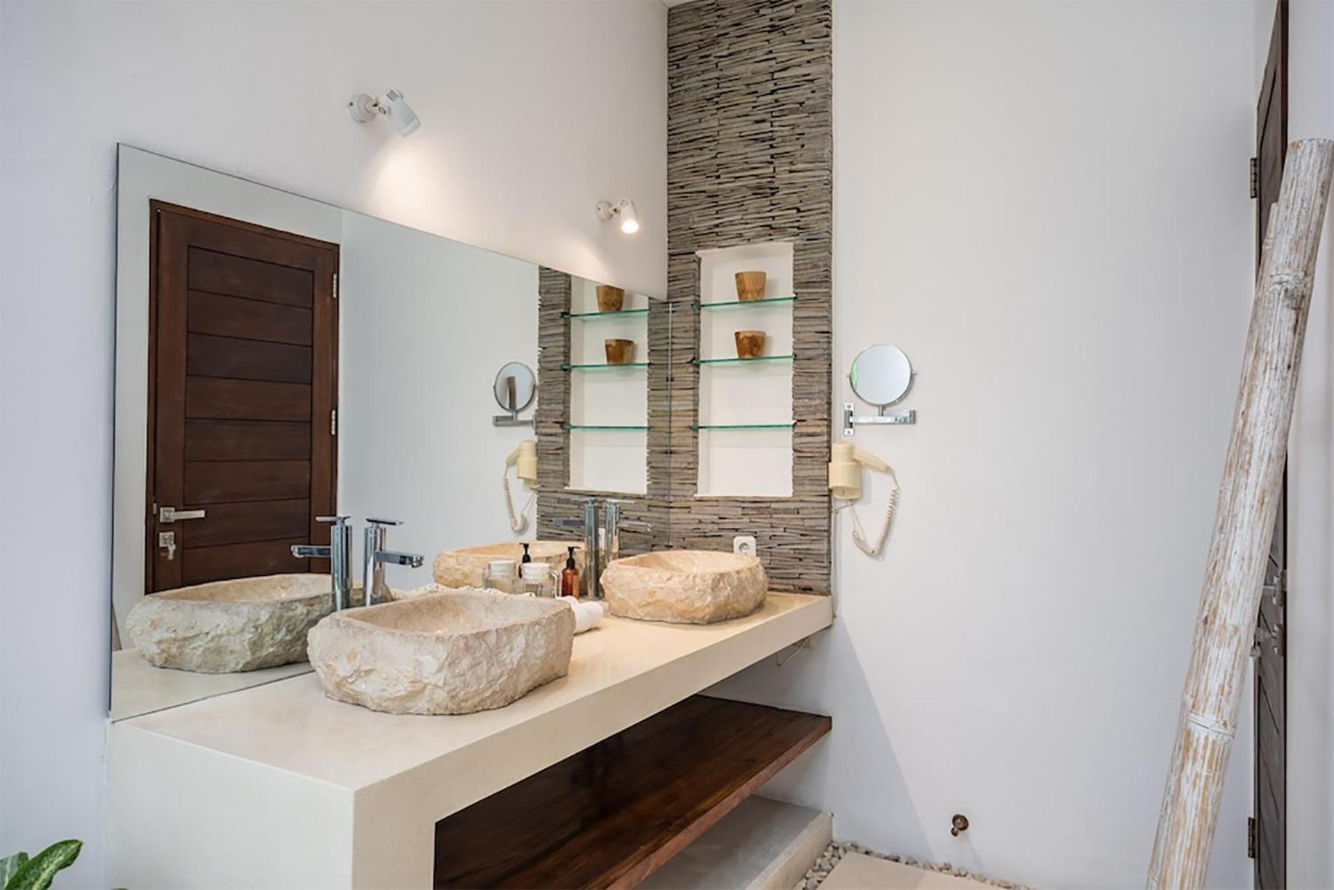 Lotus By Optimum Bali Villa Seminyak